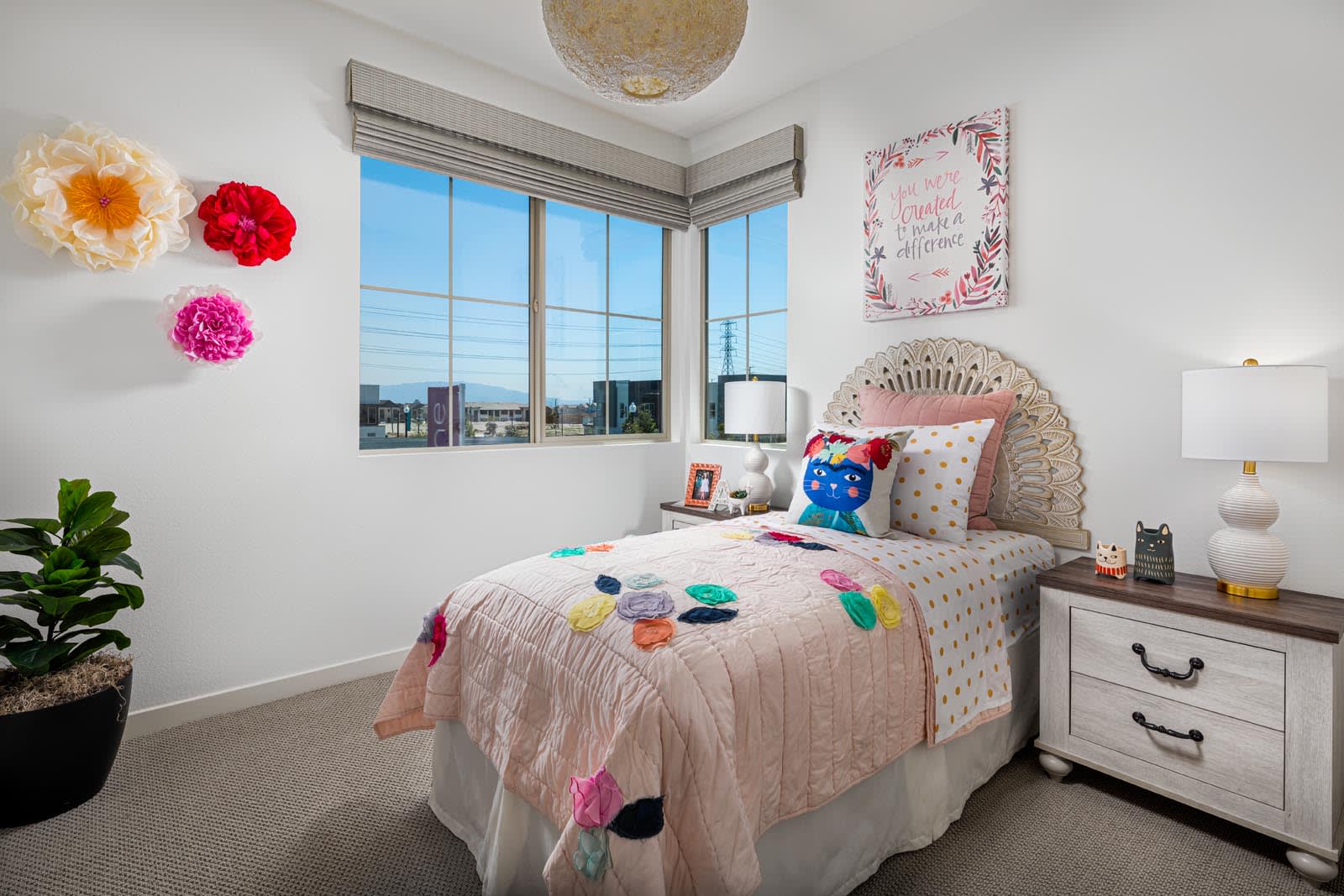 Kids Bedroom | Plan 2 | Rohe | neuhouse | New homes in Ontario, California | Landsea Homes