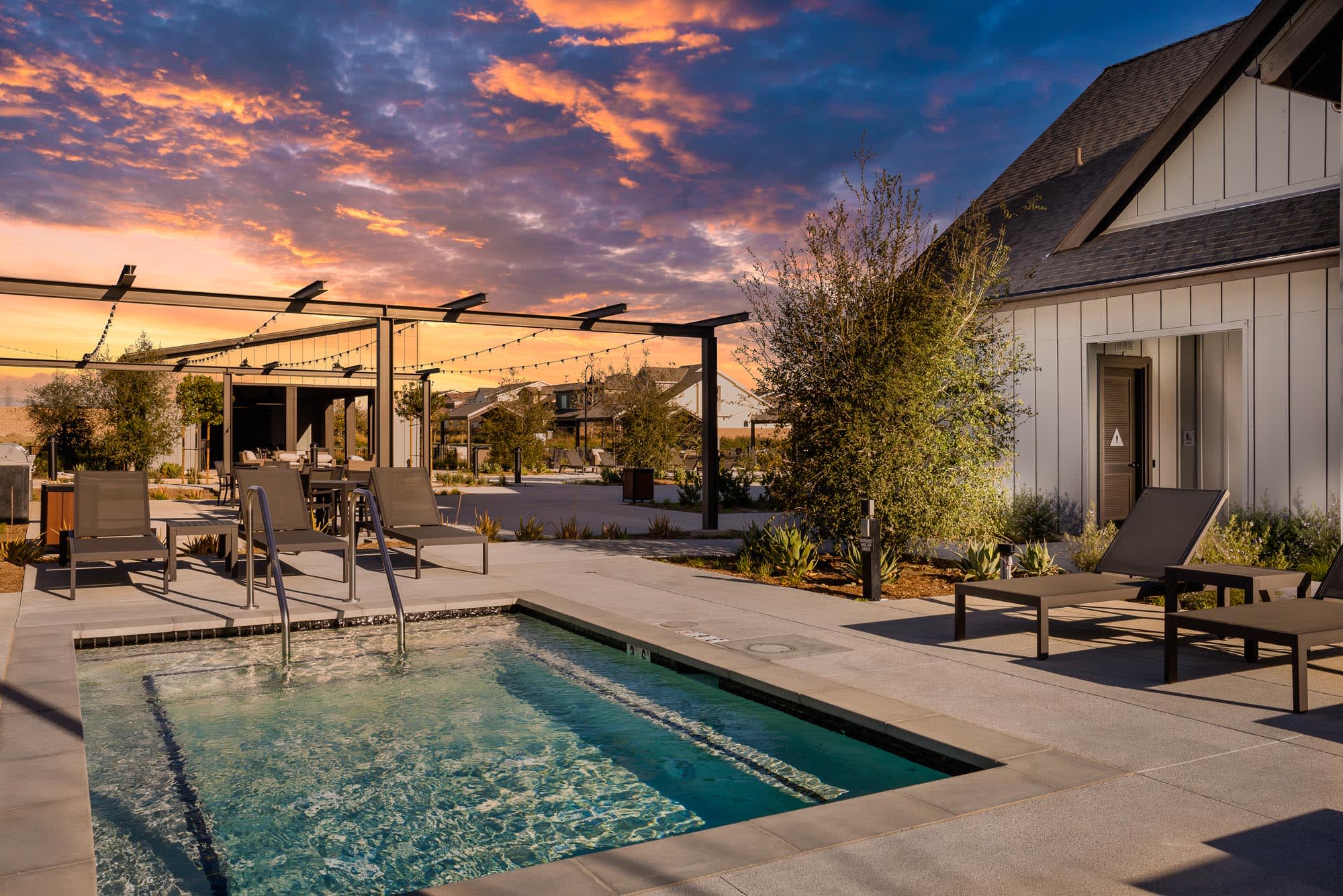 Jacuzzi at ShadeTree in Ontario, California by Landsea Homes