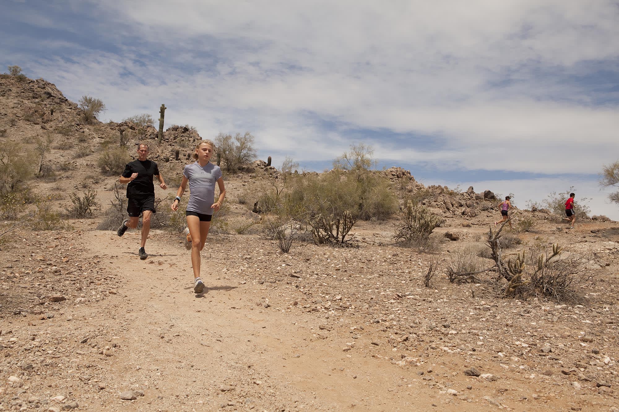 Trail running | Vidrio at Estrella | New homes in Goodyear, Arizona | Landsea Homes