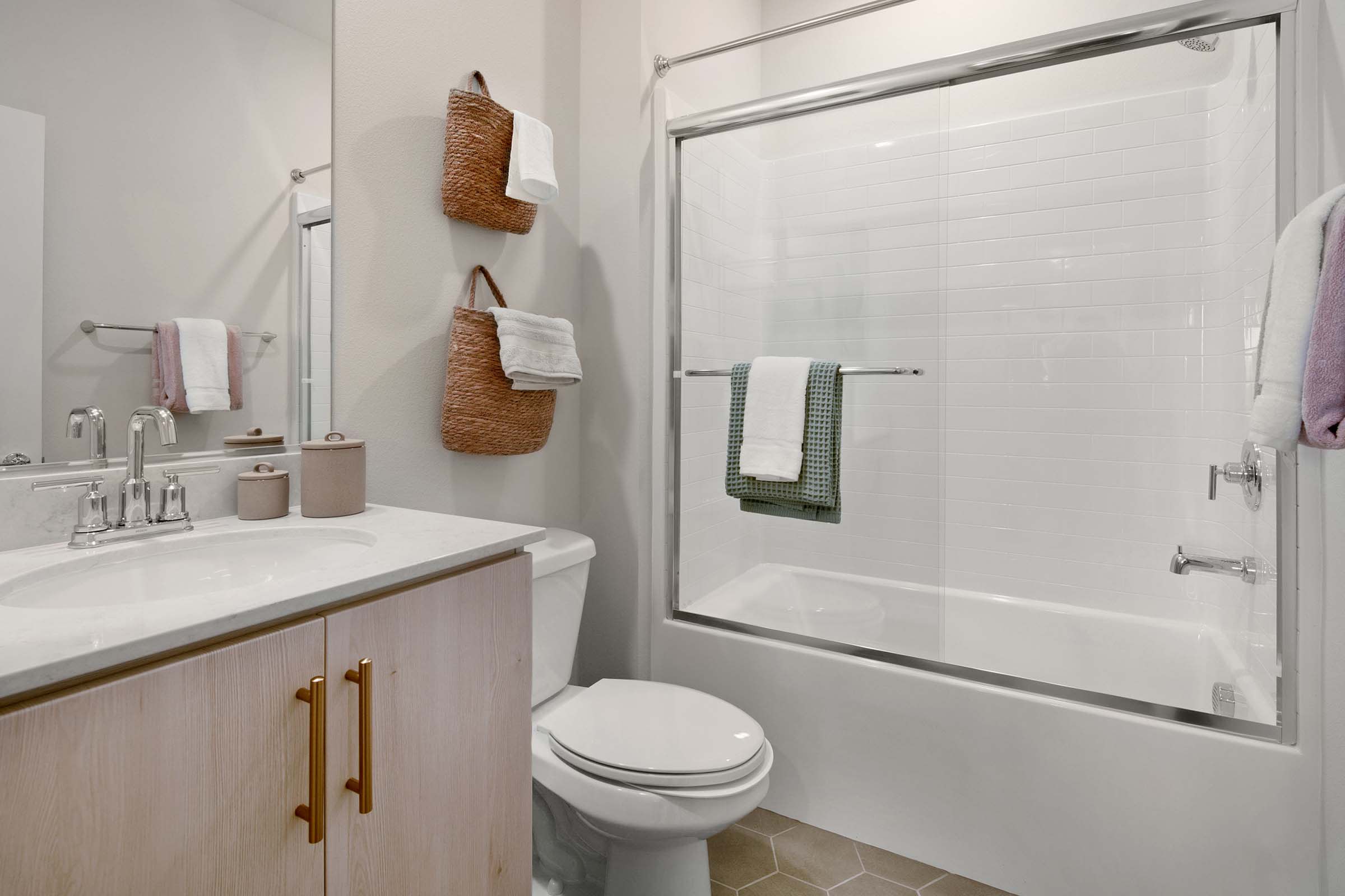 Bathroom 2 - Plan Two X - Hudson - New Homes in Placentia, California - Landsea Homes