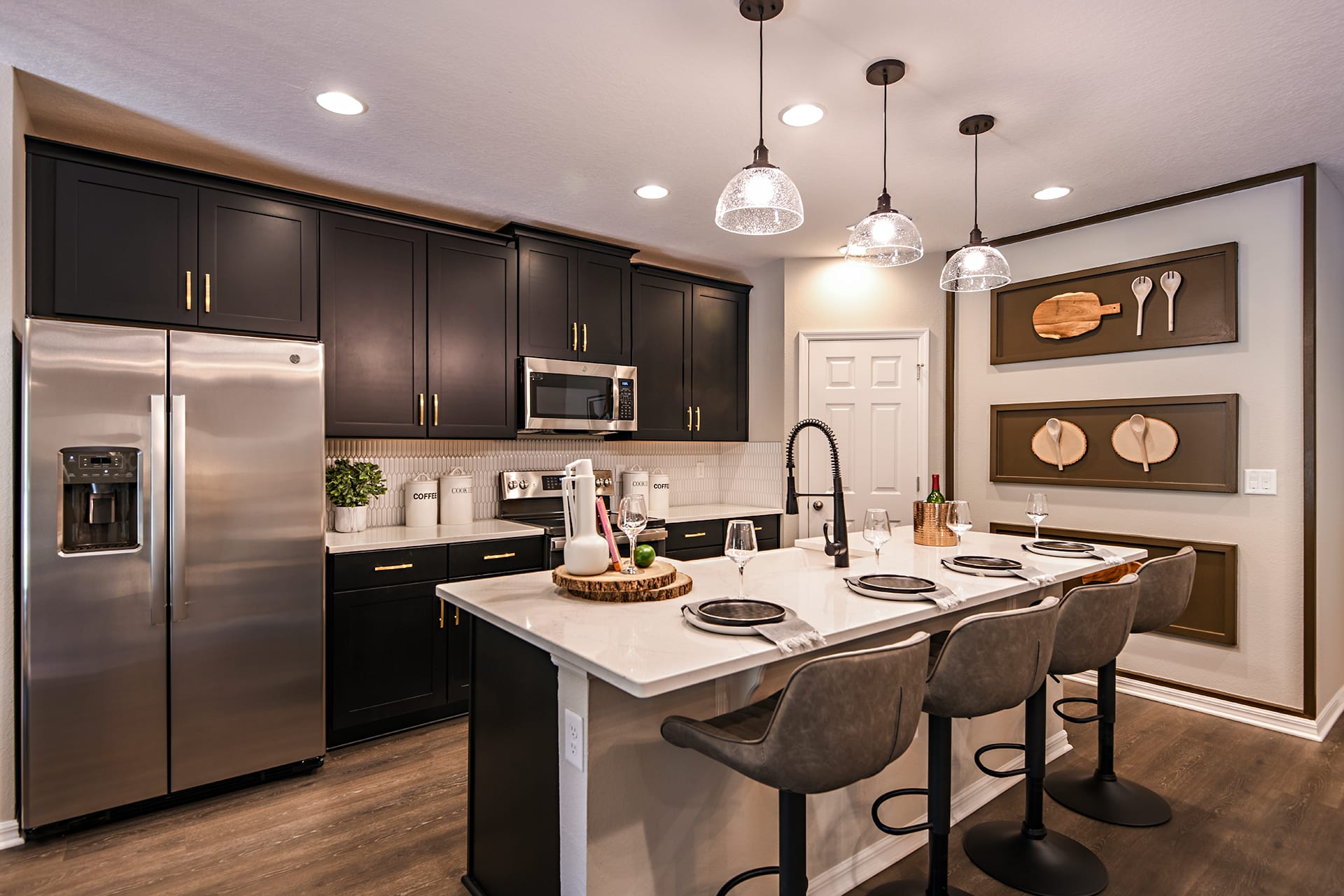Kitchen | Selby Flex at Lake Lincoln in Eustis, FL by Landsea Homes