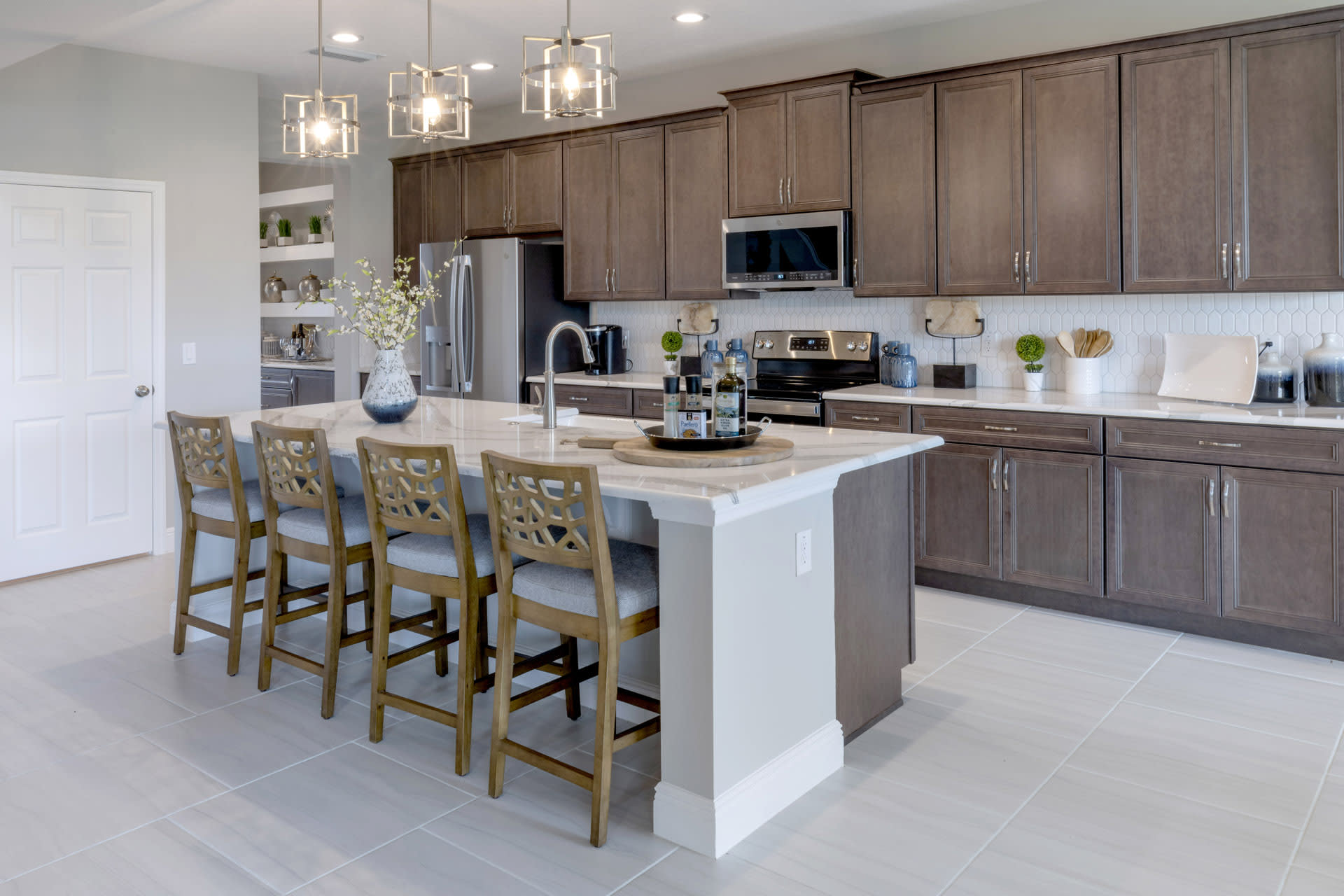 Kitchen | Exbury | New Homes in Clermont, FL | Landsea Homes