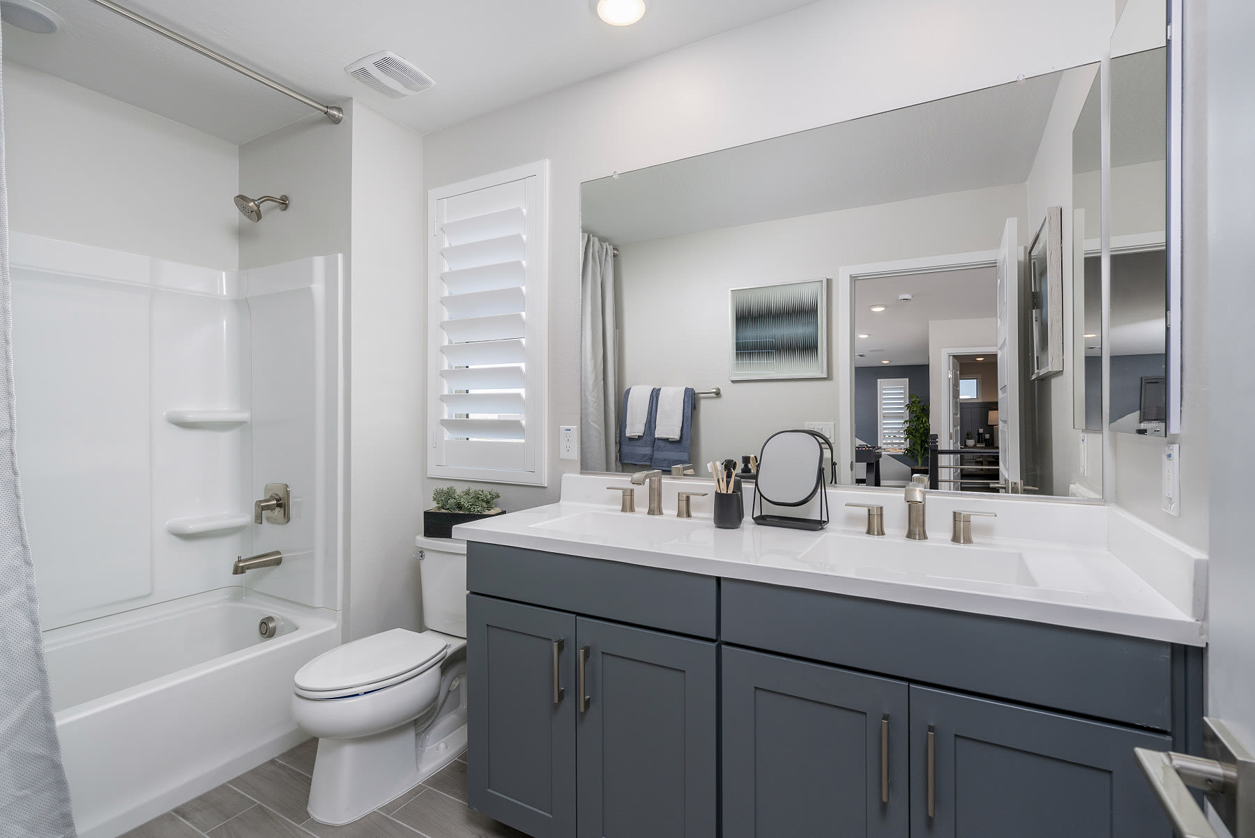 Bathroom | Prescott | El Cidro | Goodyear, AZ | Landsea Homes