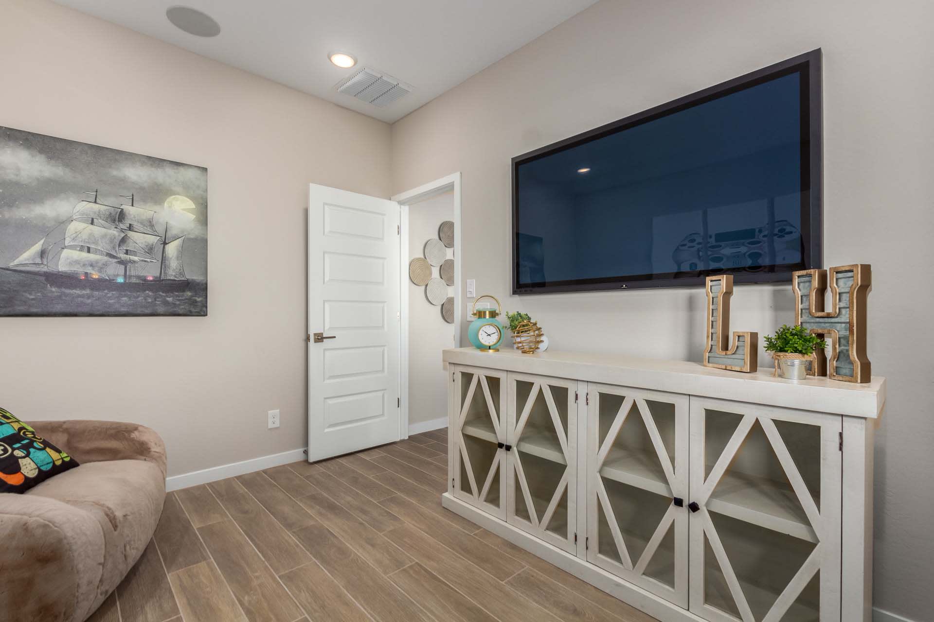 Game Room | Prescott | The Villages at North Copper Canyon – Valley Series | New homes in Surprise, Arizona | Landsea Homes