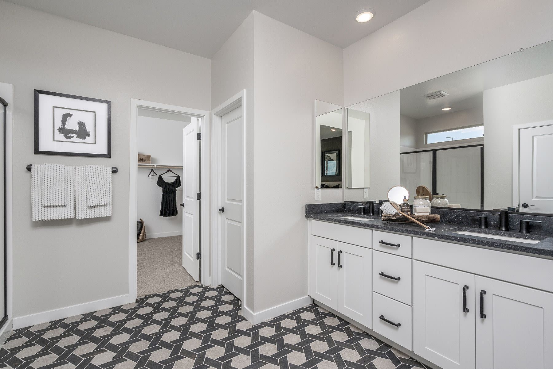 Primary Bathroom | Pastora | Bentridge - Peak Series | Buckeye, AZ | Landsea Homes
