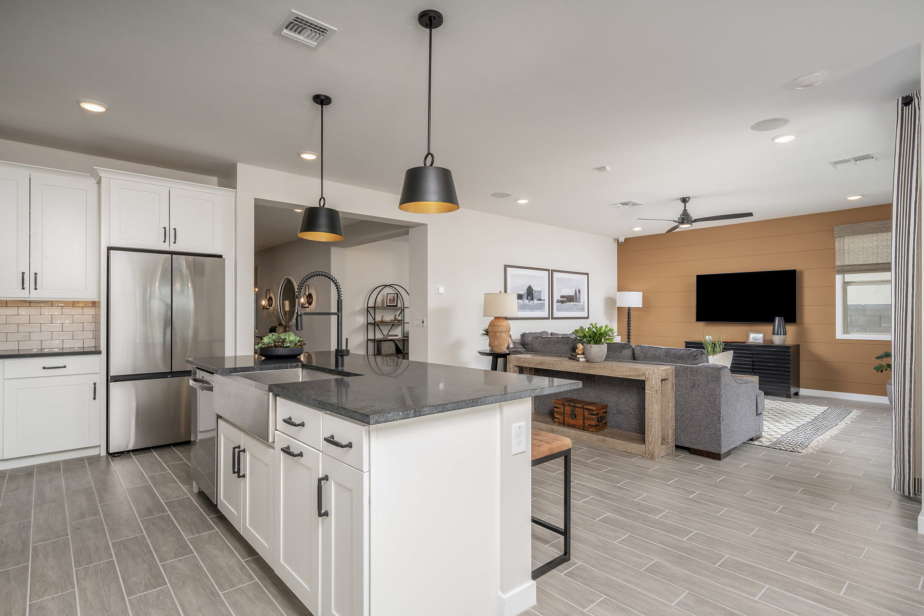Kitchen | Pastora | Bentridge - Peak Series | Buckeye, AZ | Landsea Homes