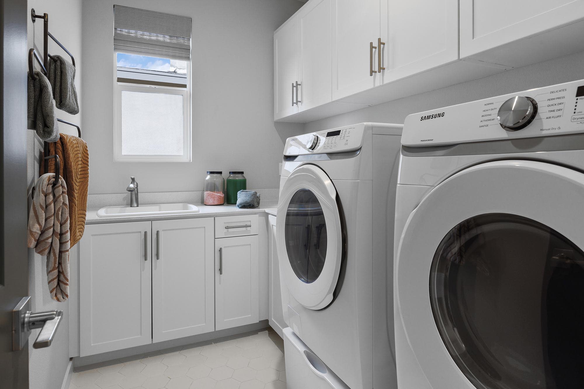 Laundry Room | Plan One | Strata | Narra Hills | New Single-Family Homes in North Fontana, CA | Landsea Homes
