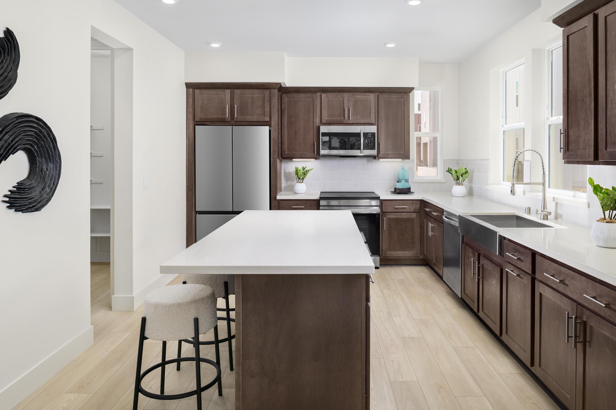 Kitchen | Plan 6 | Island View at Alameda Marina | New Homes in Alameda, CA | Landsea Homes