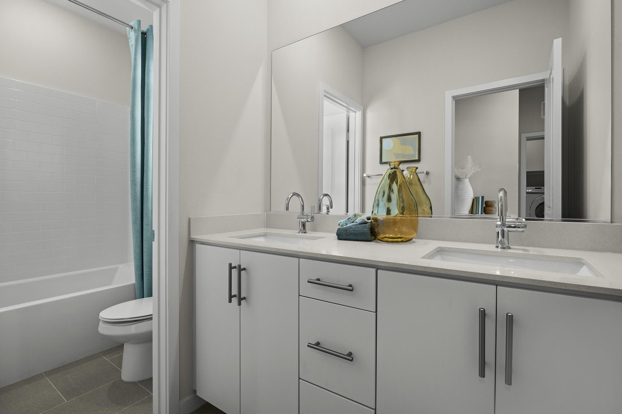 Bath | Plan Two | Clementine | Narra Hills | New Paired Homes in North Fontana, CA | Landsea Homes