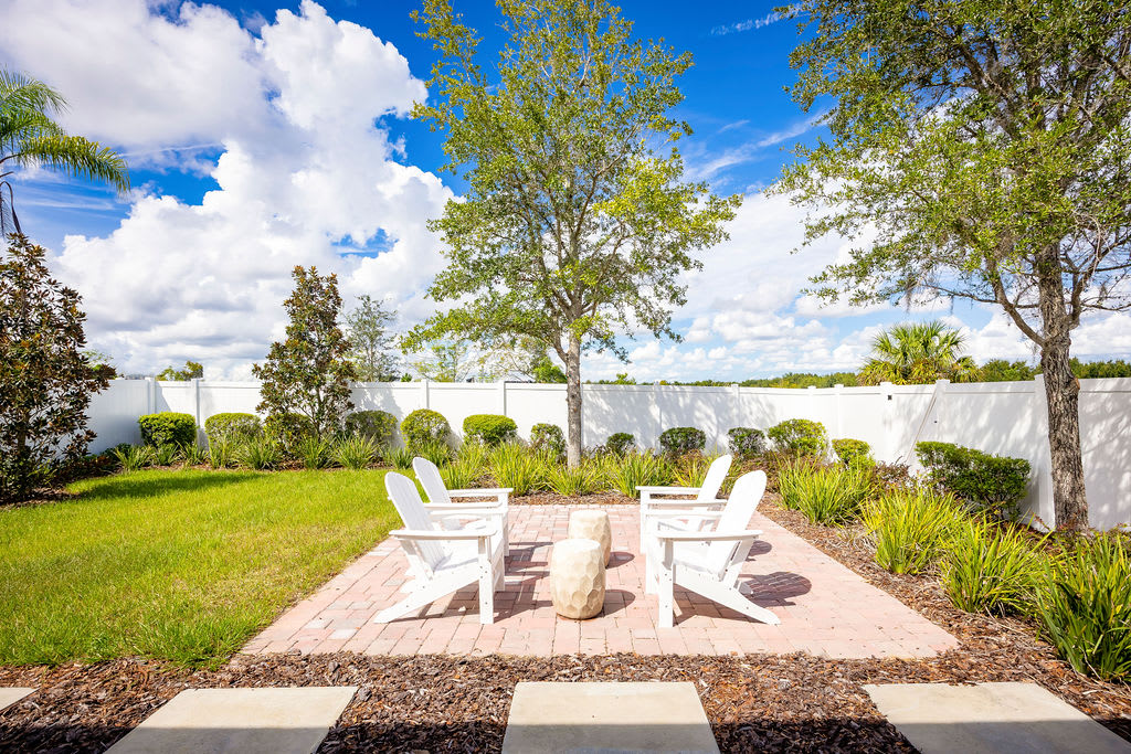 Kensington Flex Model Backyard | New Homes in Howey-in-the-Hills, FL | Landsea Homes