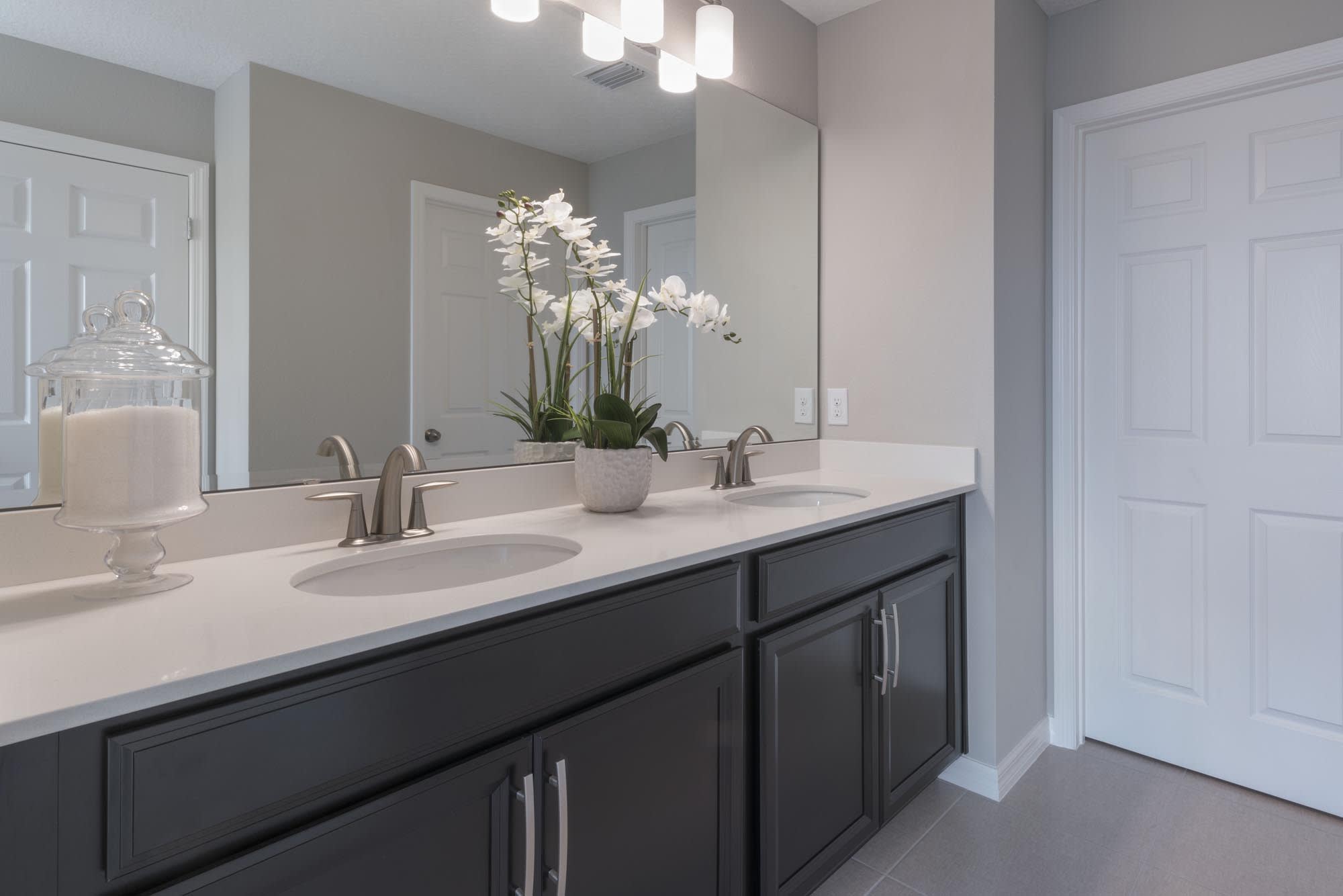 Primary Bathroom | Wilshire | New Homes in Orlando, Florida | Landsea Homes
