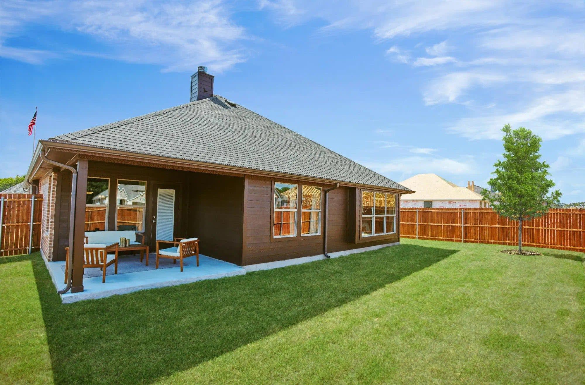 Back Yard | Concept 2065 at Summer Crest in Fort Worth, TX by Landsea Homes