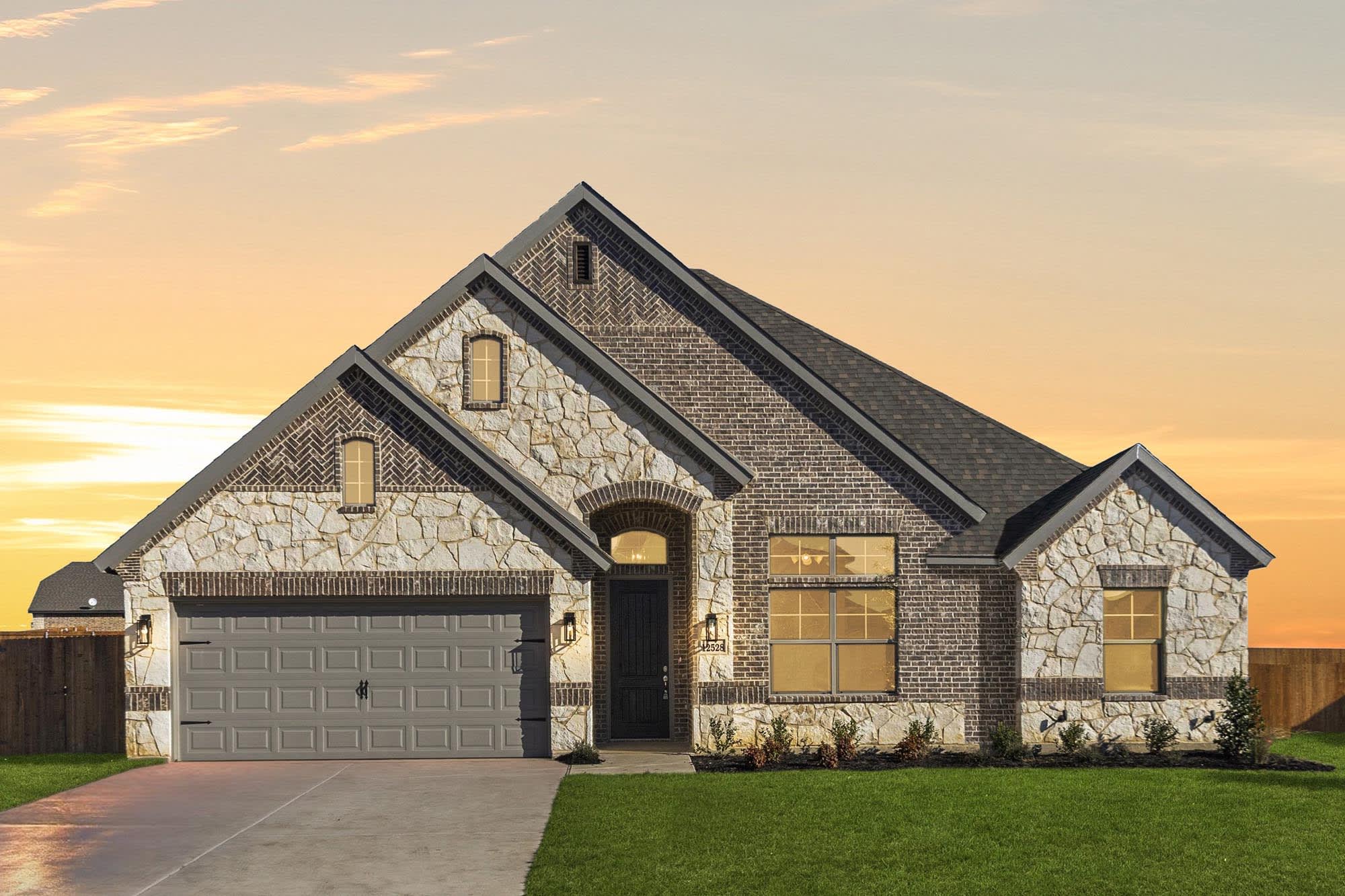 Villages of Walnut Grove New Homes in Midlothian, TX by Landsea Homes