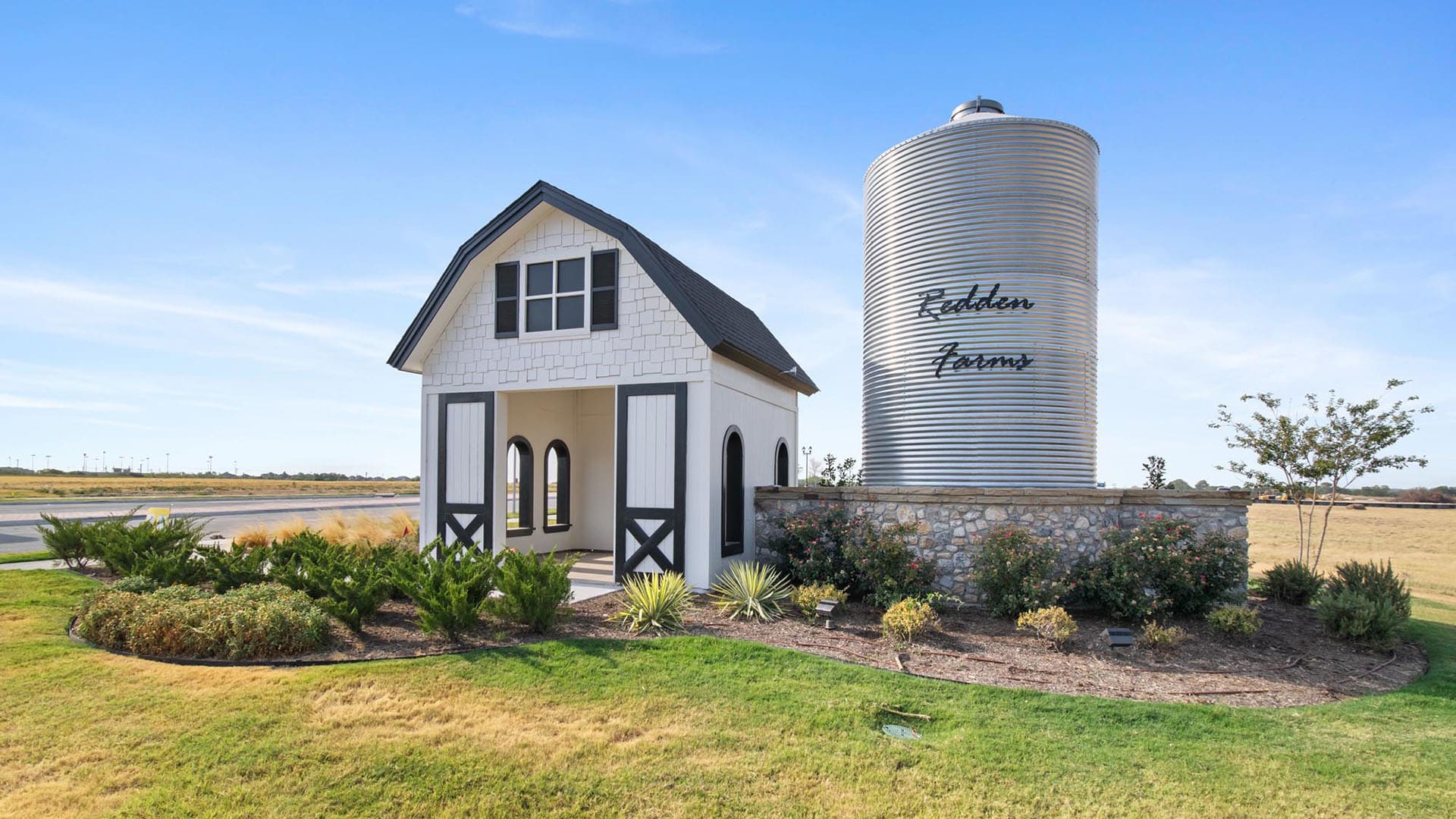 Entry | Redden Farms in Midlothian, TX by Landsea Homes