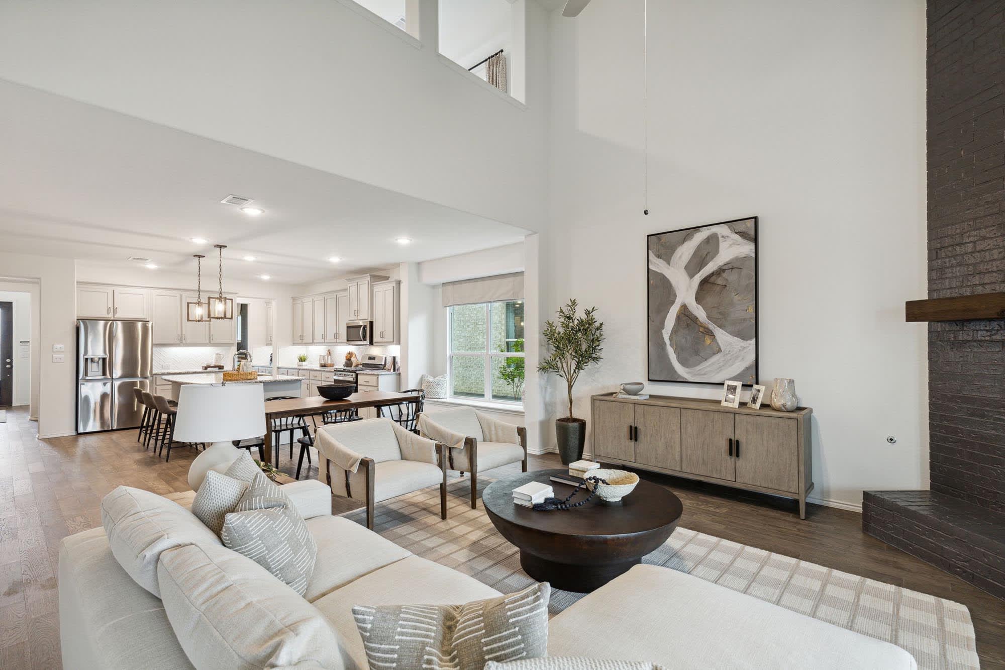 Family Room | Concept 3106 at Redden Farms - Classic Series in Midlothian, TX by Landsea Homes