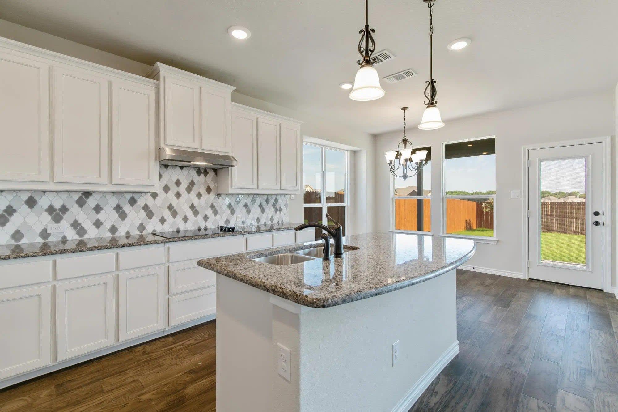 Kitchen | Concept 3115 at Massey Meadows in Midlothian, TX by Landsea Homes