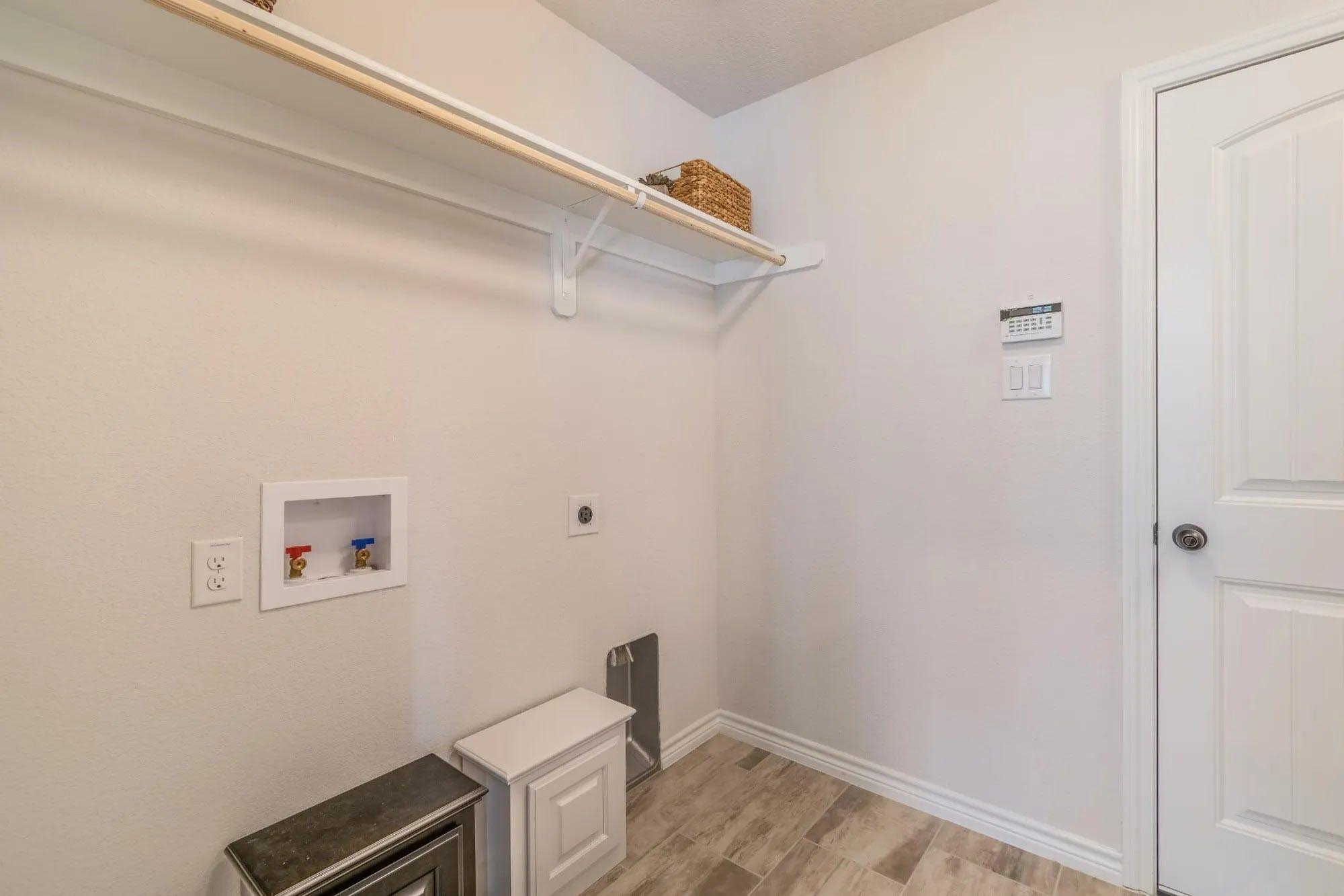 Pantry | Concept 2379 at Villages of Walnut Grove in Midlothian, TX by Landsea Homes