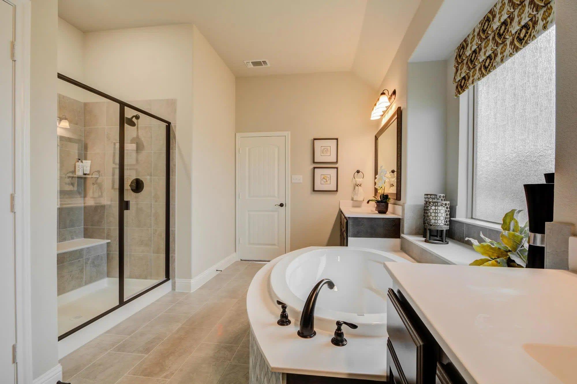 Primary Bathroom | Concept 2622 at Mockingbird Hills in Joshua, TX by Landsea Homes