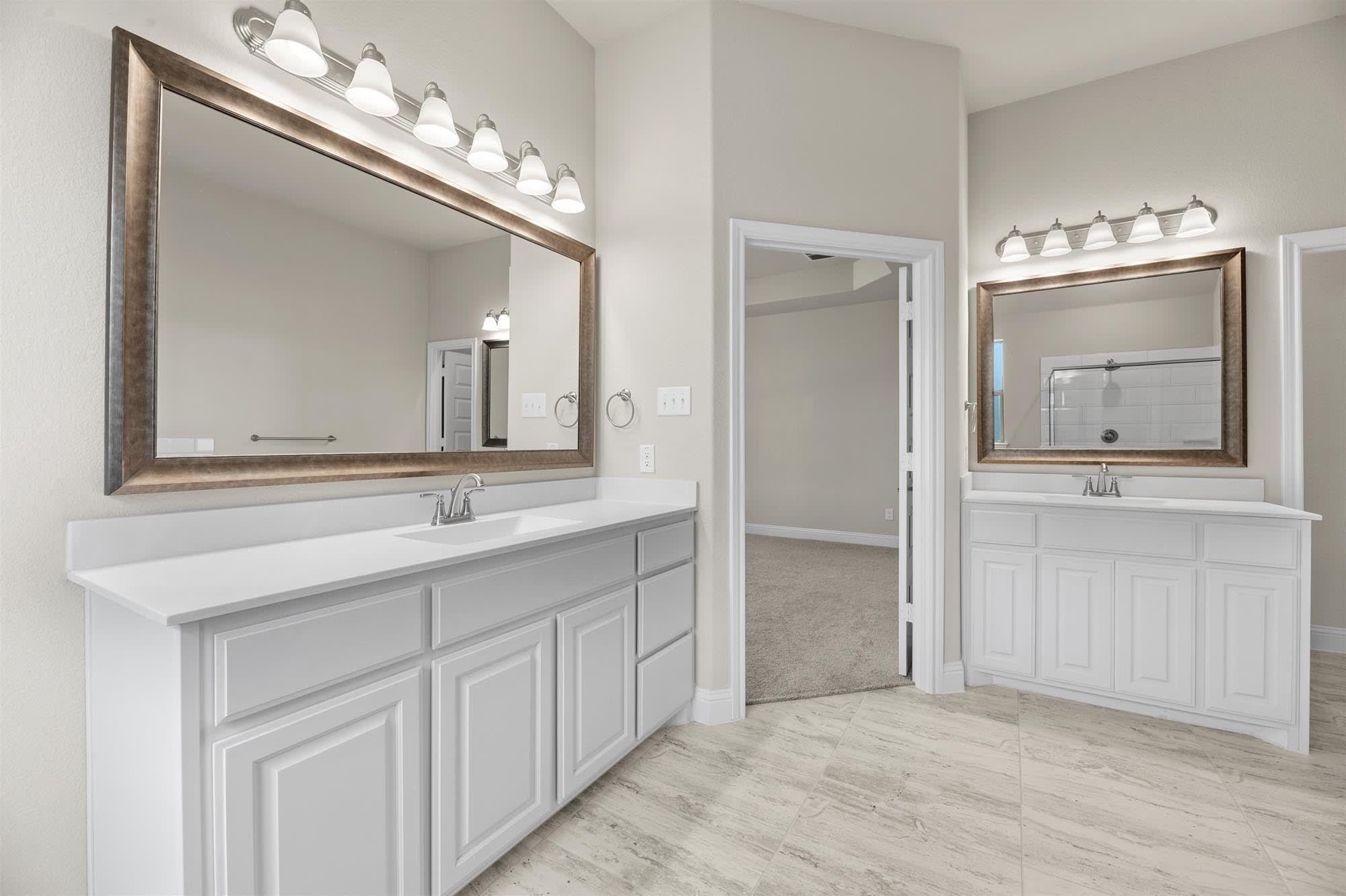 Primary Bathroom | Concept 2796 at Massey Meadows in Midlothian, TX by Landsea Homes