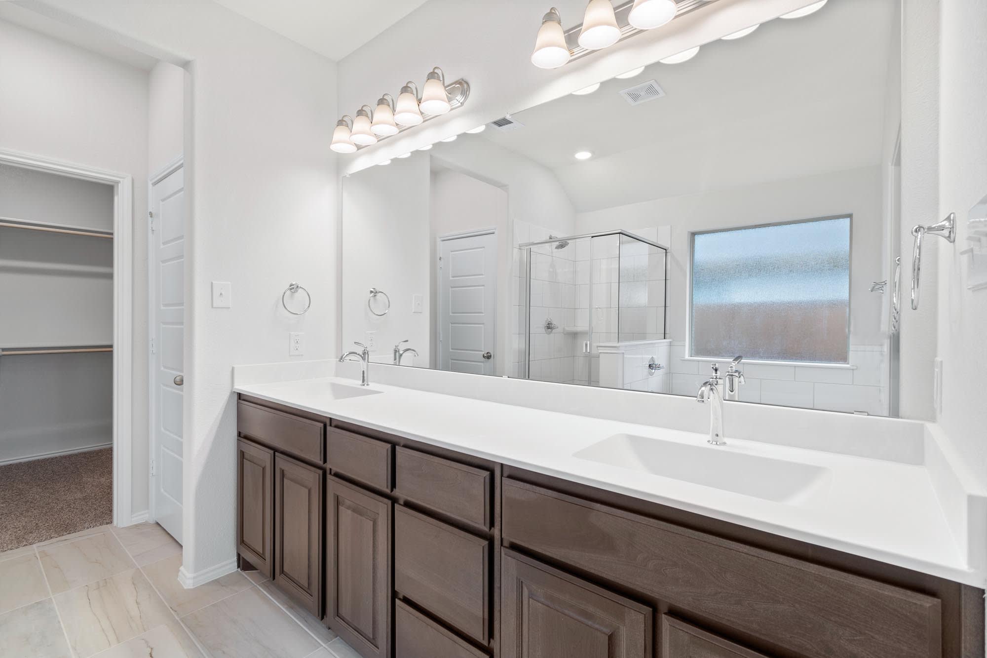 Primary Bathroom | Concept 1660 at Chisholm Hills in Cleburne, TX by Landsea Homes