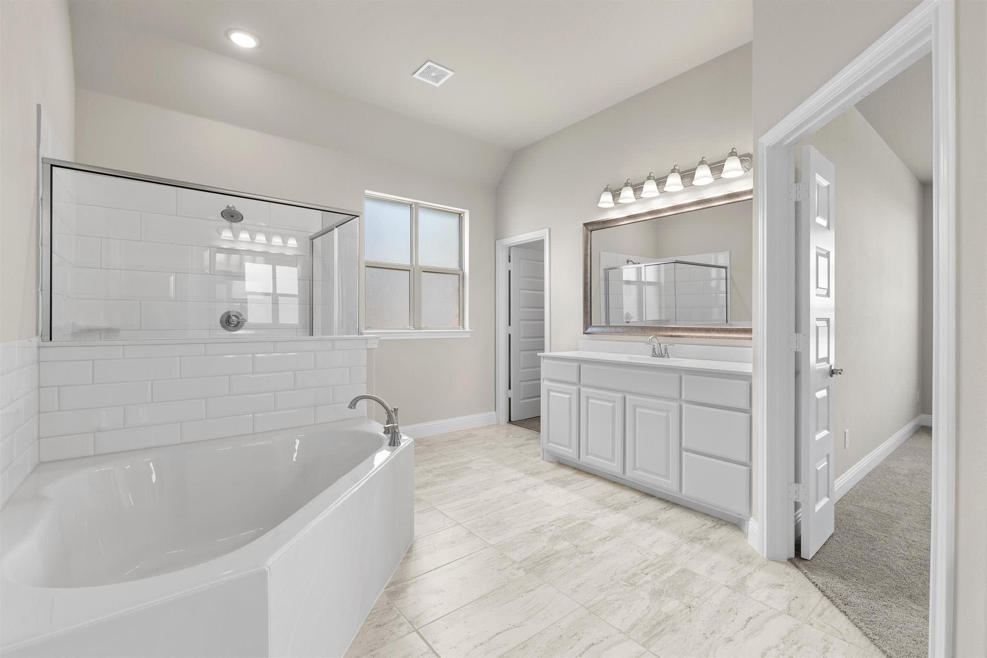 Primary Bathroom | Concept 2796 at Massey Meadows in Midlothian, TX by Landsea Homes