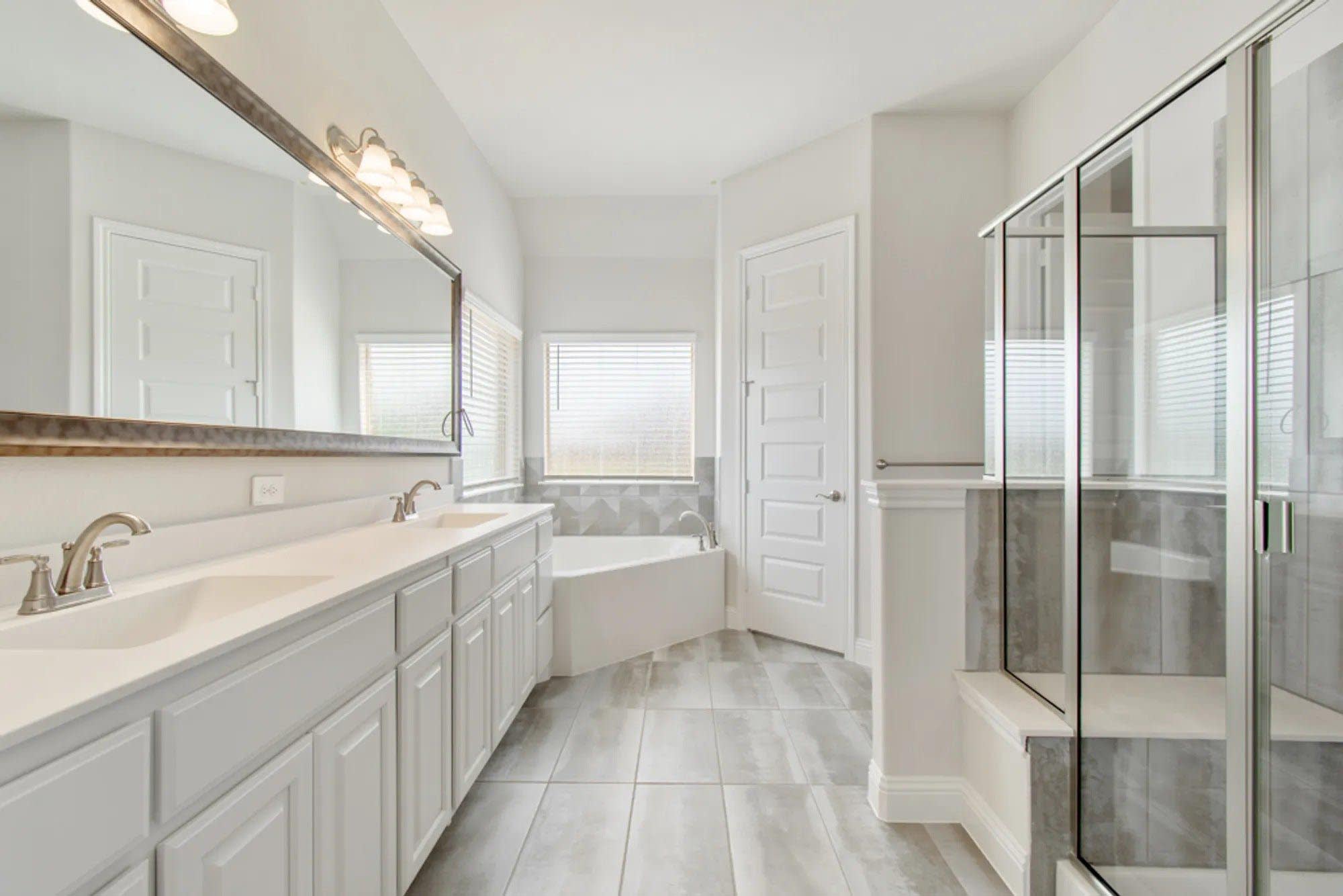 Primary Bathroom | Concept 2797 at Hidden Creek Estates in Van Alstyne, TX by Landsea Homes