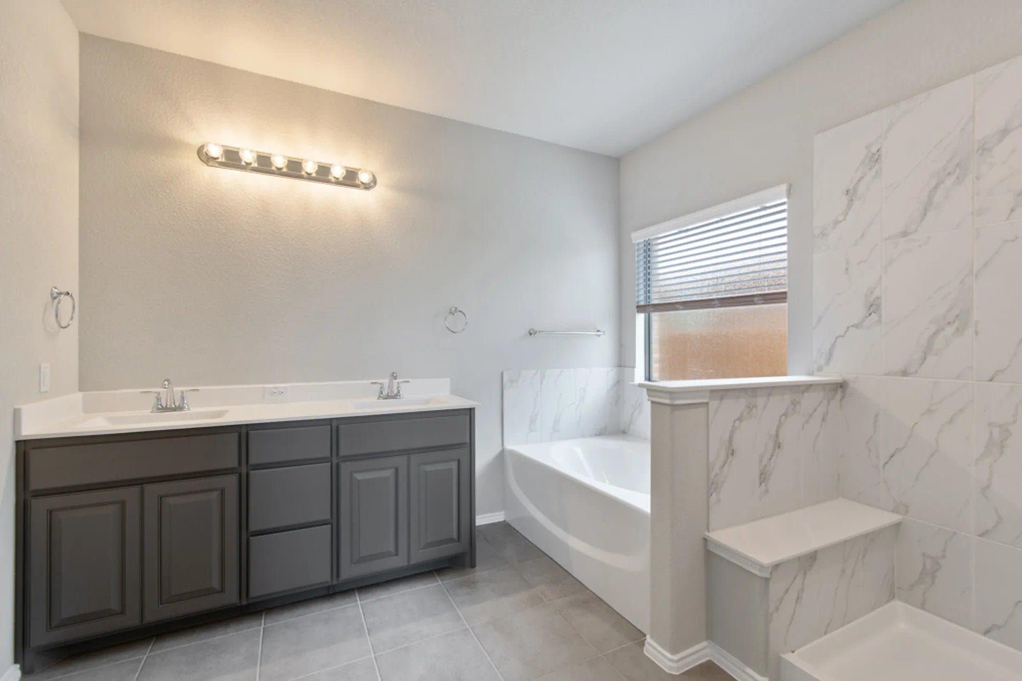 Primary Bathroom | Concept 2870 at Hulen Trails in Fort Worth, TX by Landsea Homes