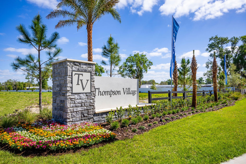 Entry Monument | Thompson Village | New Townhomes in Apopka | Landsea Homes