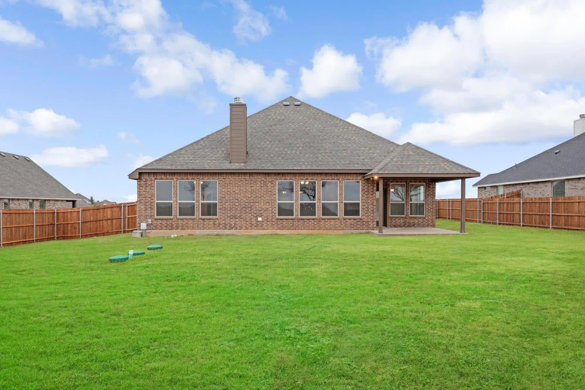 Back Yard | Concept 2622 at Belle Meadows in Cleburne, TX by Landsea Homes