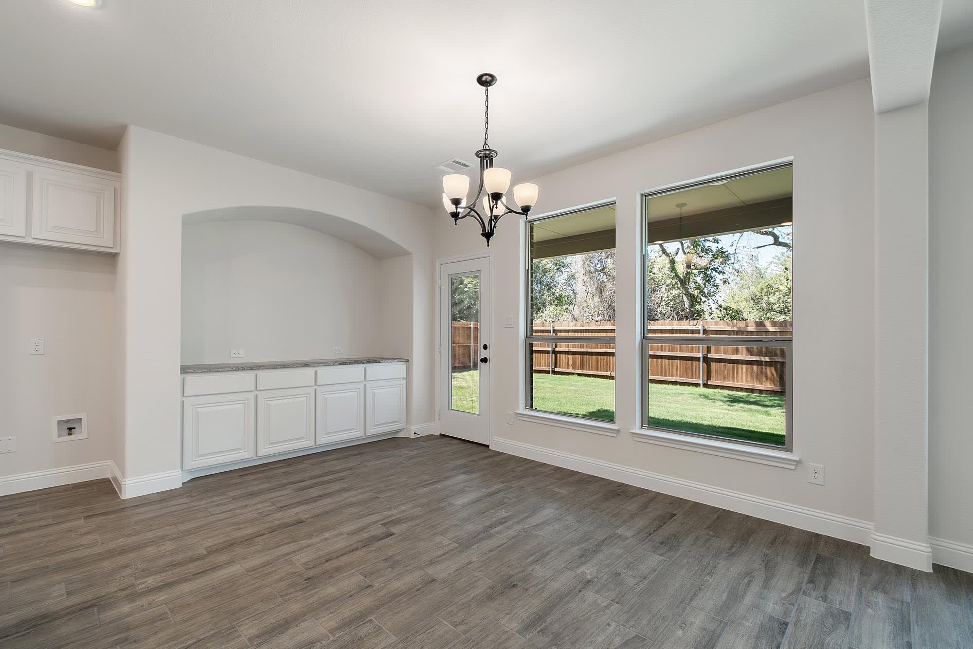 Nook | Concept 2972 at Belle Meadows in Cleburne, TX by Landsea Homes