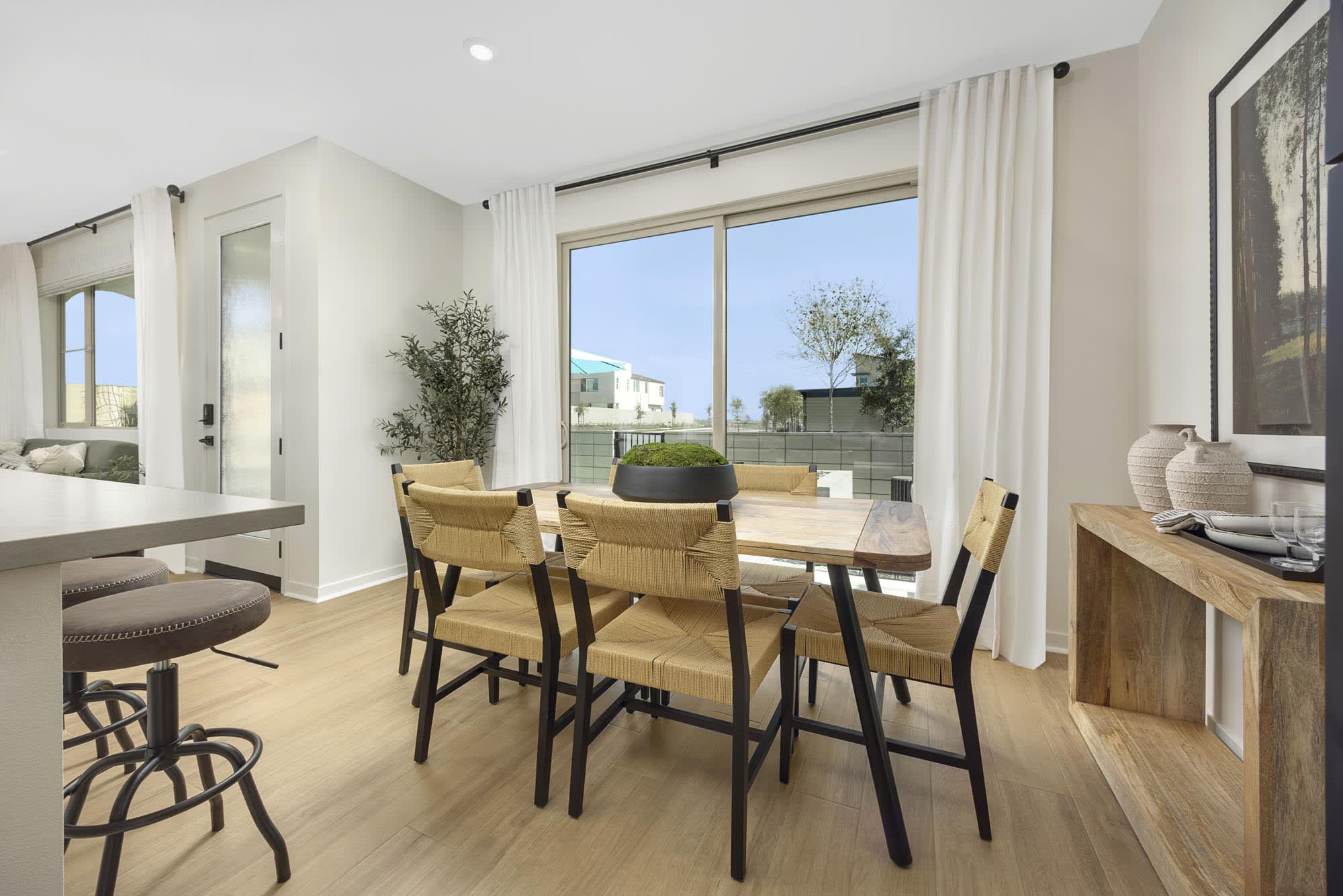 Dining Room – Plan 3 – Rubi in Ontario, CA by Landsea Homes