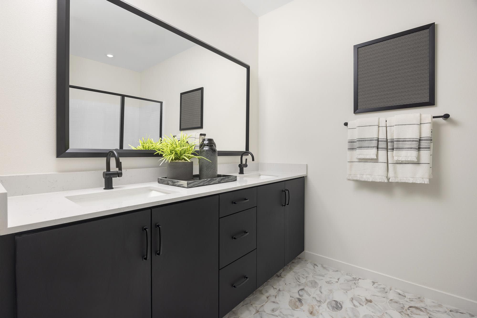Primary Bathroom – Plan 3 – Rubi in Ontario, CA by Landsea Homes