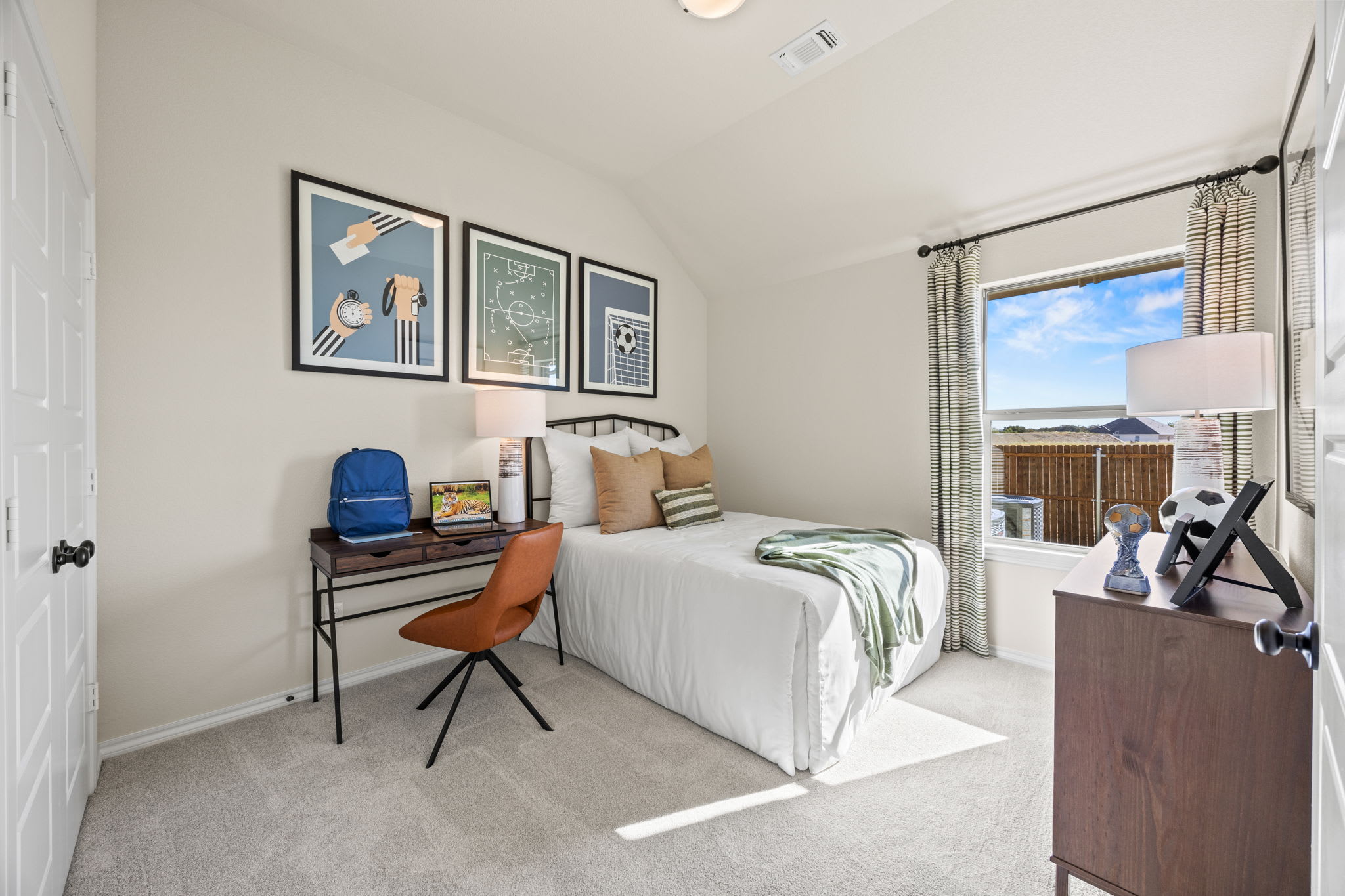 Bedroom | Waterford Park in Weatherford, TX by Landsea Homes