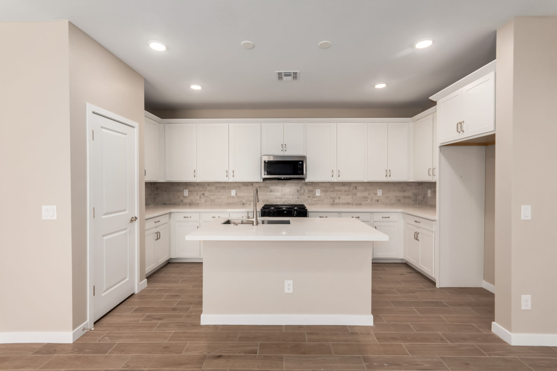 Lot 66 | Mira Vista at Victory in Buckeye, AZ by Landsea Homes