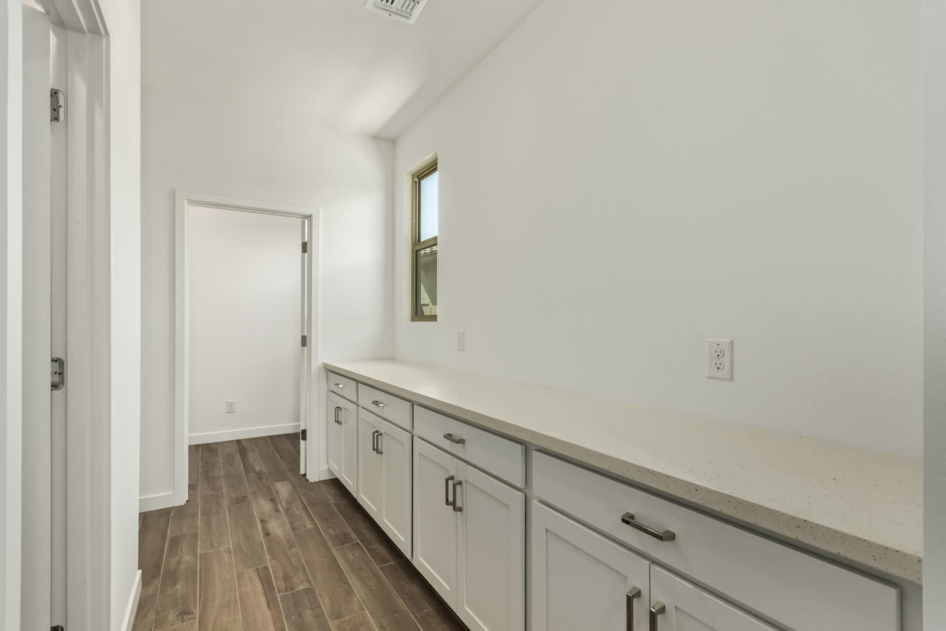 Lot 198 | Parker Floorplan | The Villages at North Copper Canyon – Valley Series | New homes in Surprise, Arizona | Landsea Homes