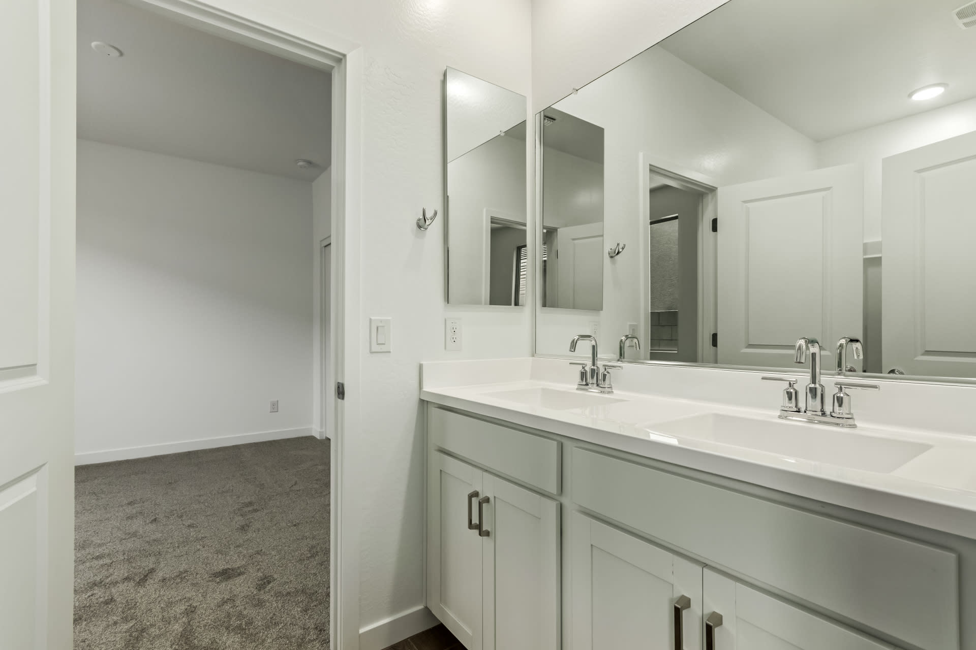 Lot 198 | Parker Floorplan | The Villages at North Copper Canyon – Valley Series | New homes in Surprise, Arizona | Landsea Homes