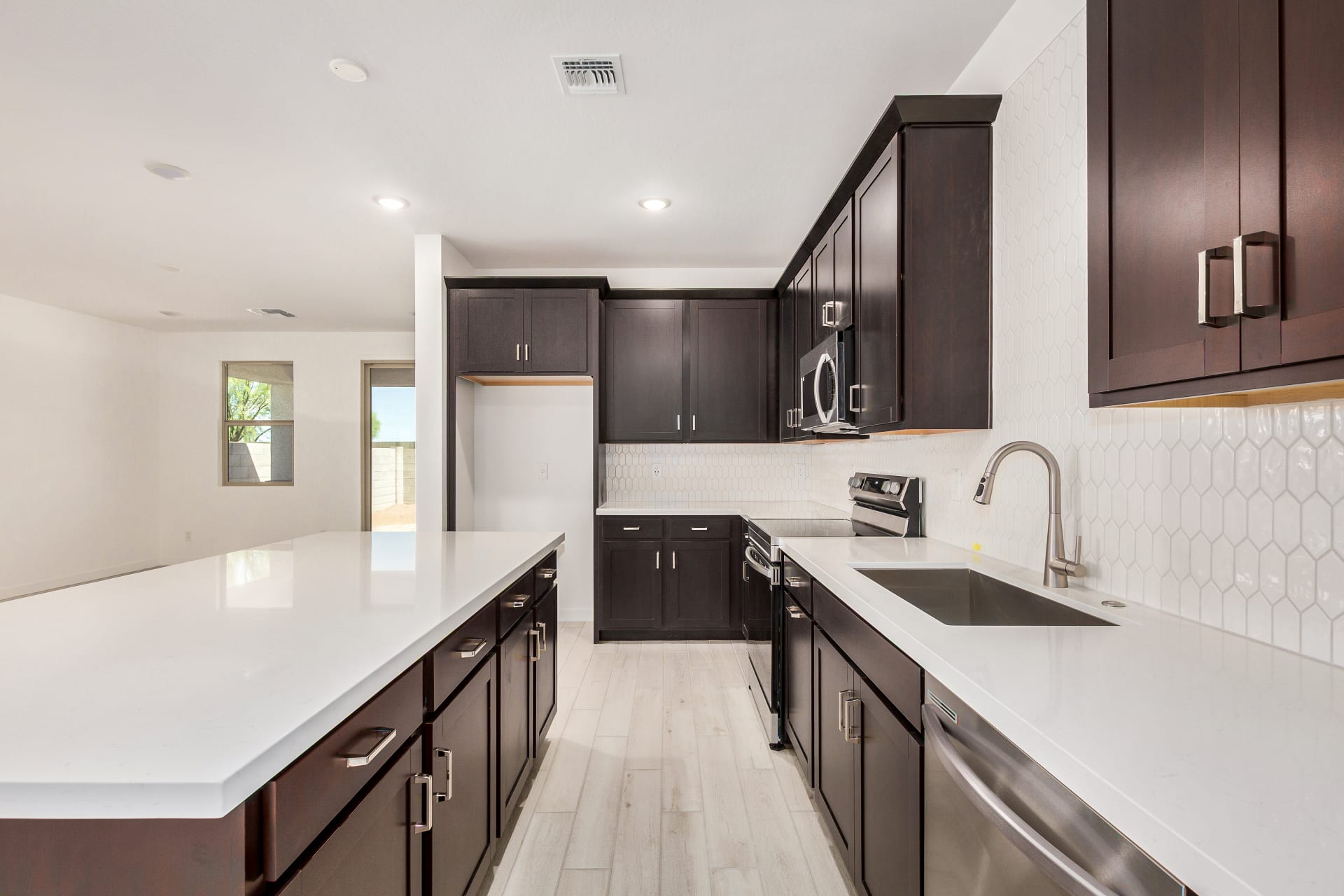 Lot 16 | Sabino | The Villages at North Copper Canyon – Canyon Series | Surprise, AZ | Landsea Homes