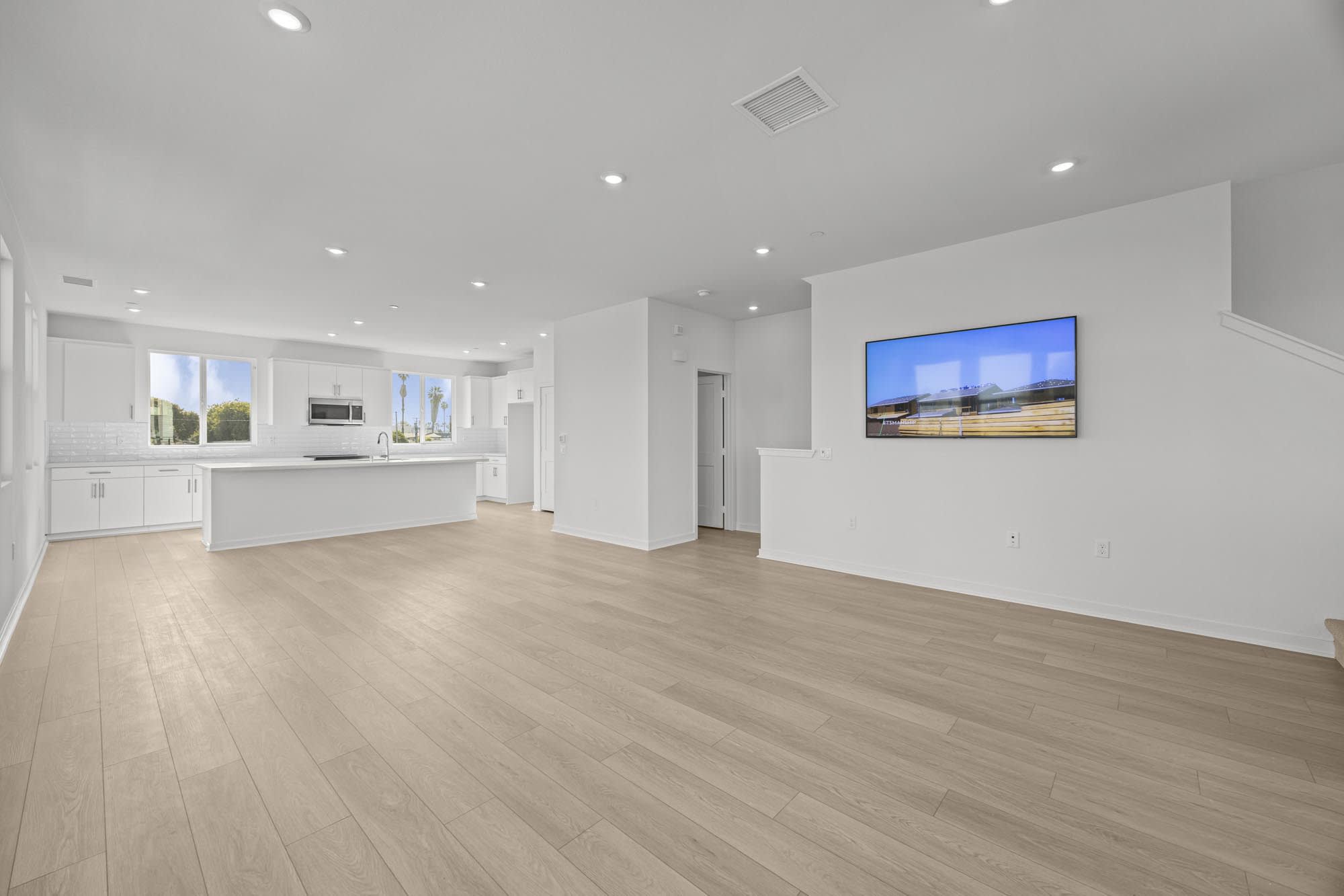 Great Room – Plan Seven at Mason in Anaheim, CA by Landsea Homes