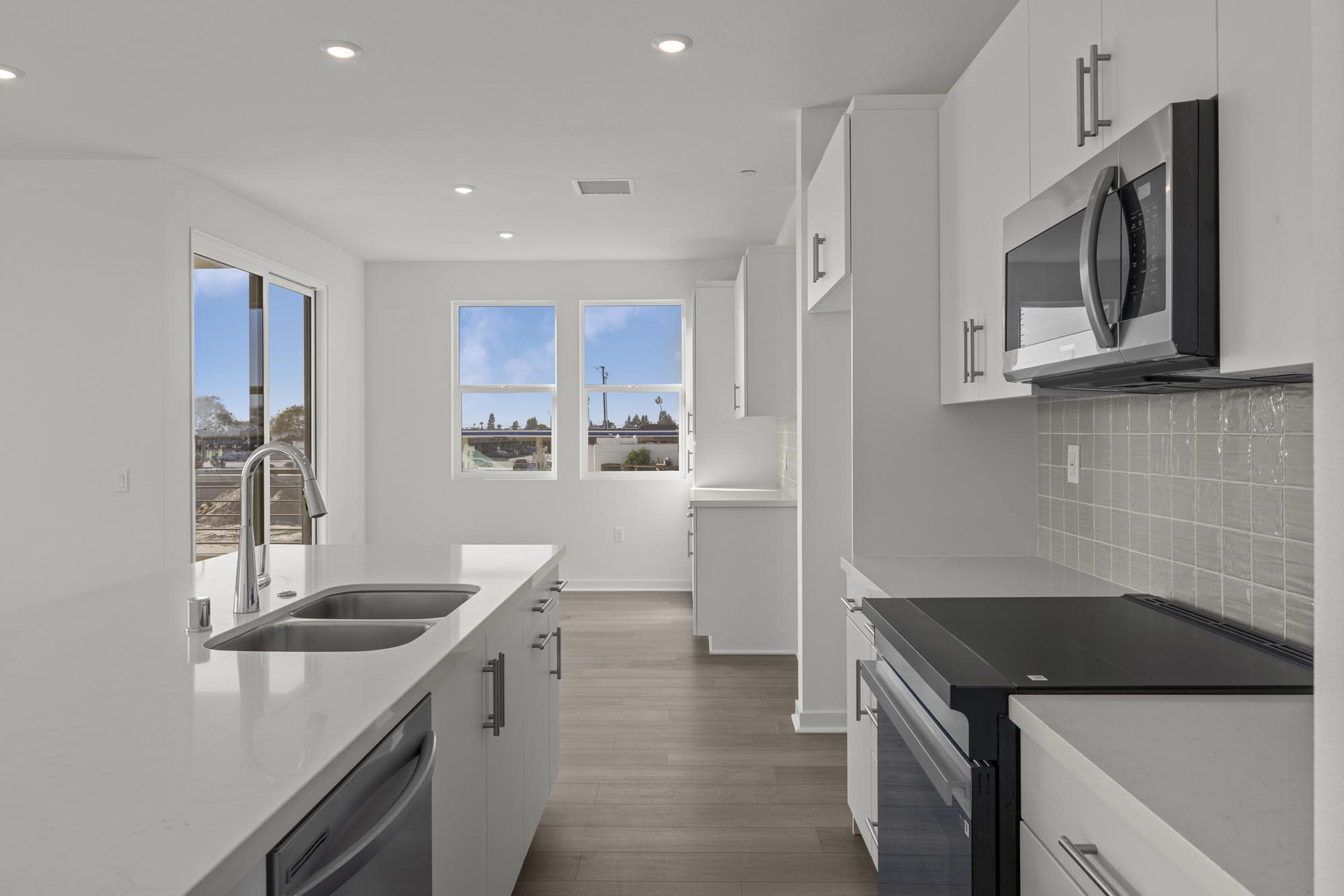 Kitchen – Plan Four at Mason in Anaheim, CA by Landsea Homes