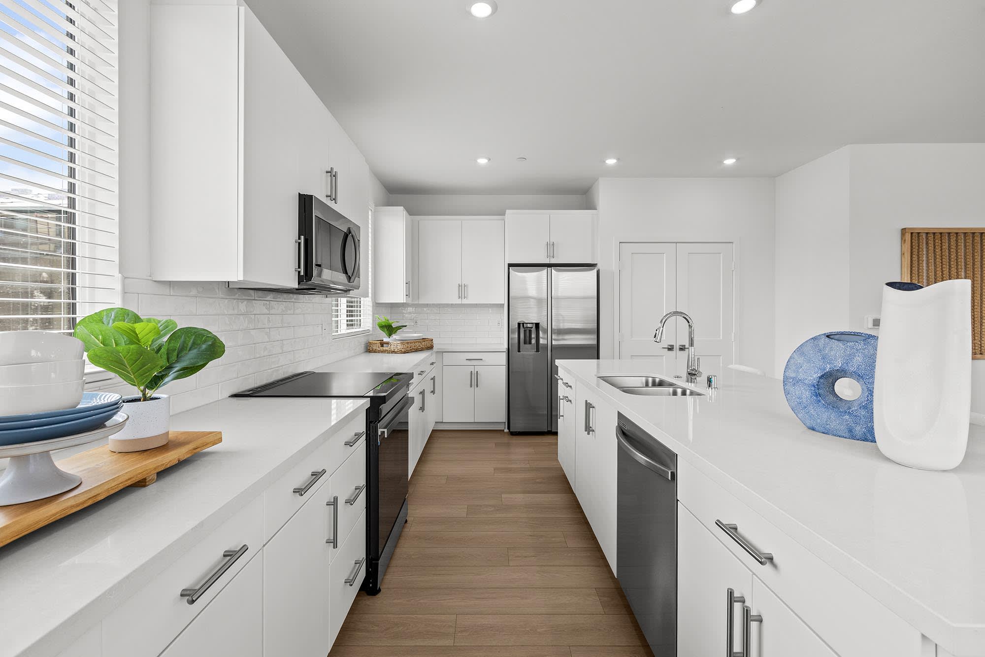 Kitchen – Plan Seven at Mason in Anaheim, CA by Landsea Homes