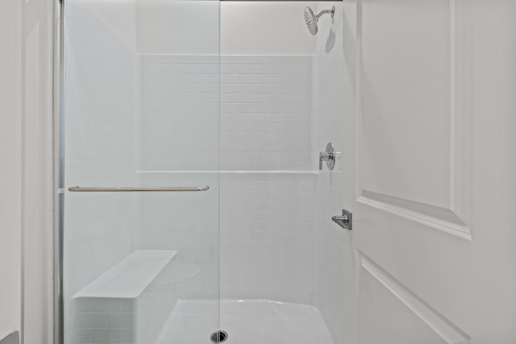 Primary Bathroom – Plan Four at Mason in Anaheim, CA by Landsea Homes