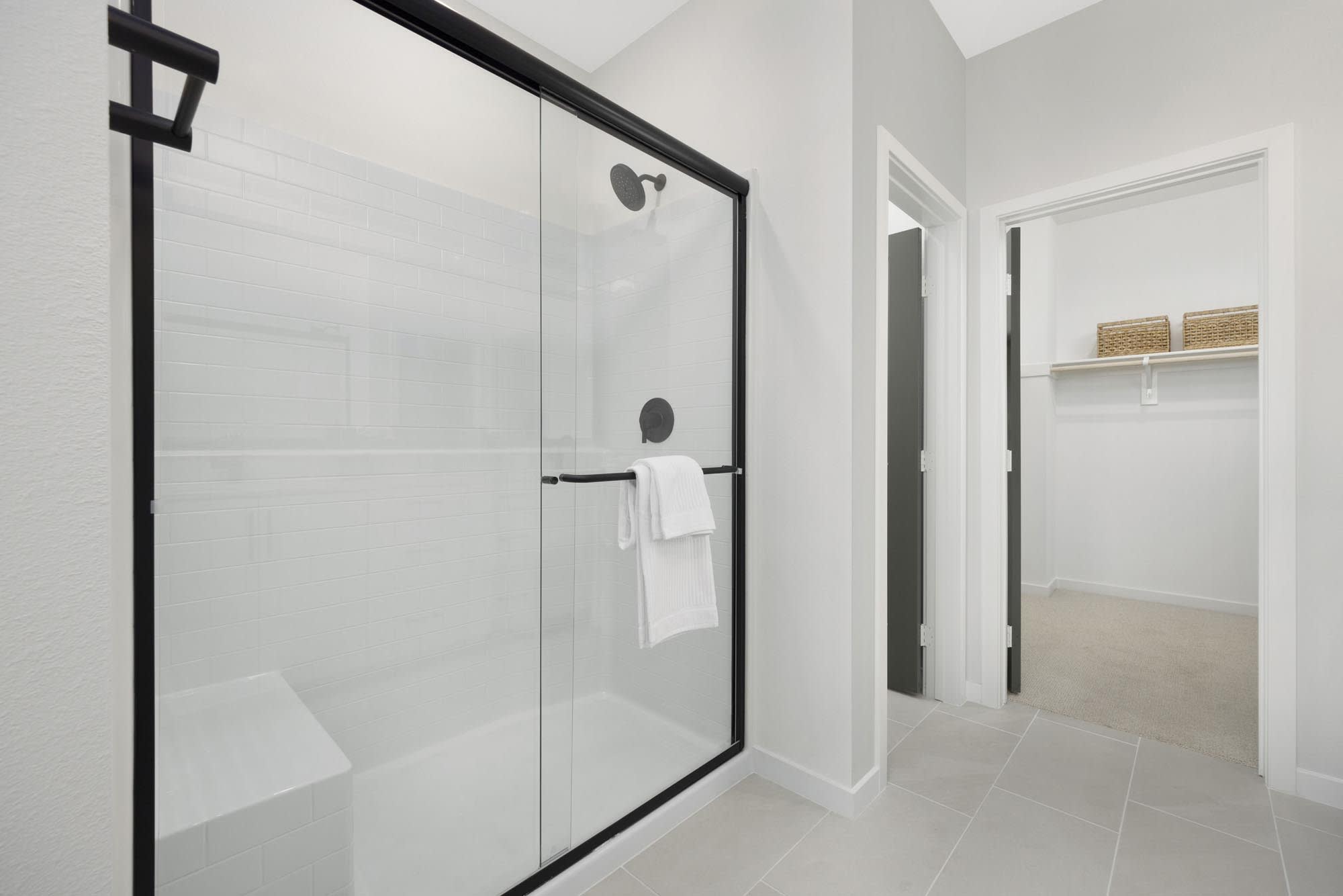 Primary Bathroom – Plan Six at Mason in Anaheim, CA by Landsea Homes