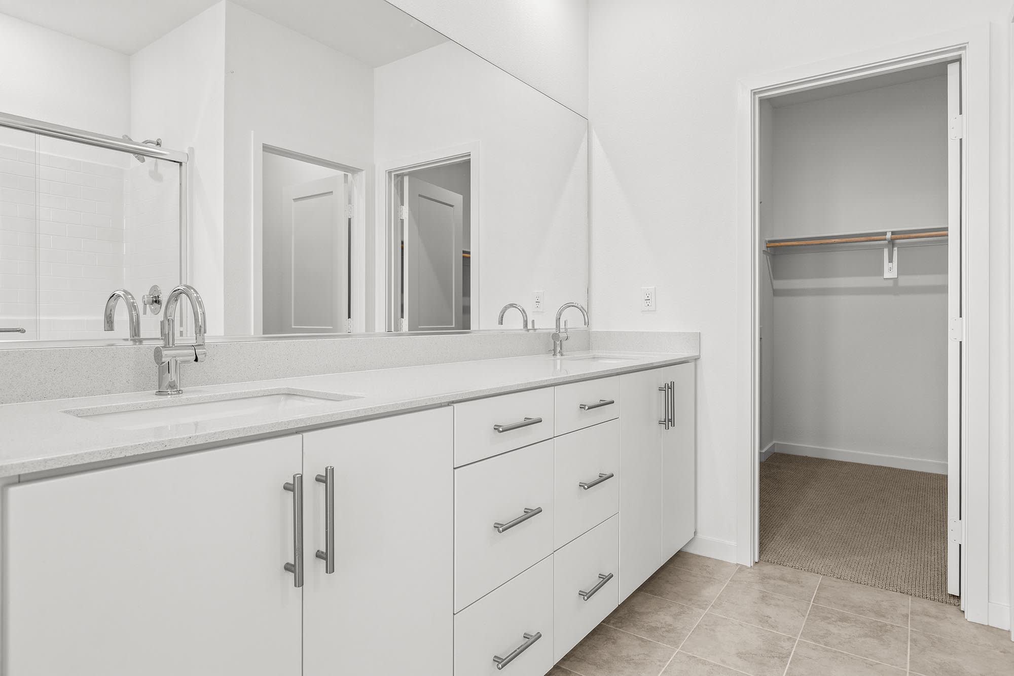 Primary Bathroom – Plan Seven at Mason in Anaheim, CA by Landsea Homes