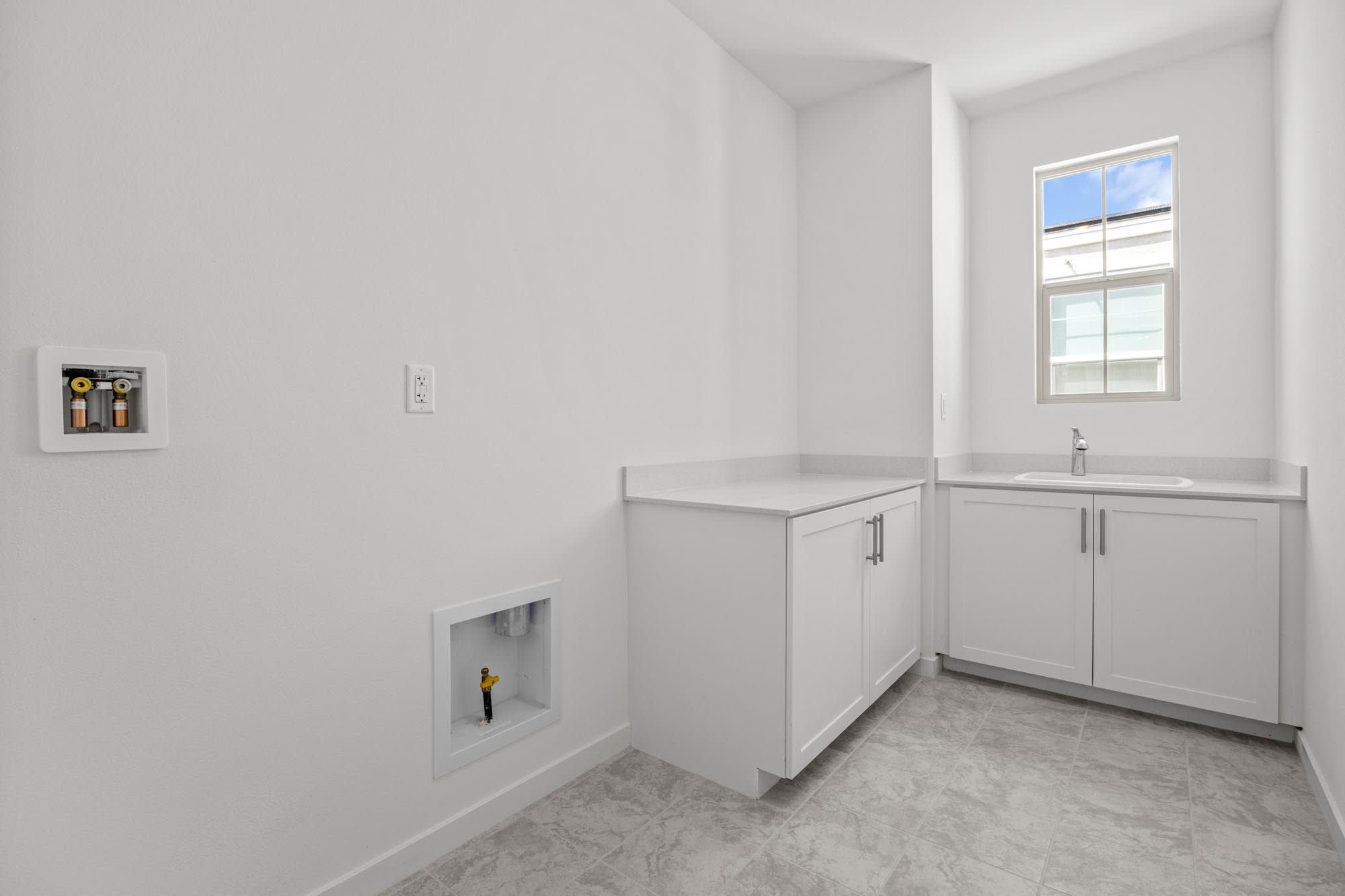 Laundry Room | Lot 184 | Wildstar at Narra Hills in Fontana, CA by Landsea Homes