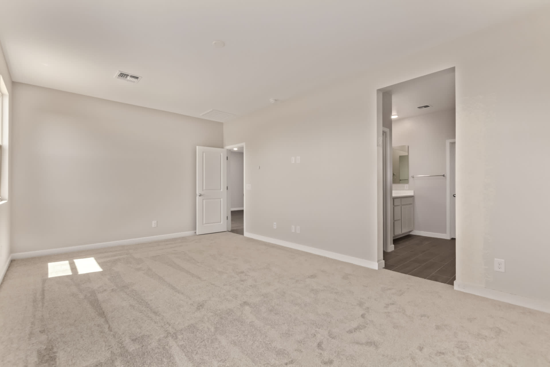 Lot 166 | Sabino Floorplan | Sunrise - Canyon Series | Surprise, AZ | Landsea Homes