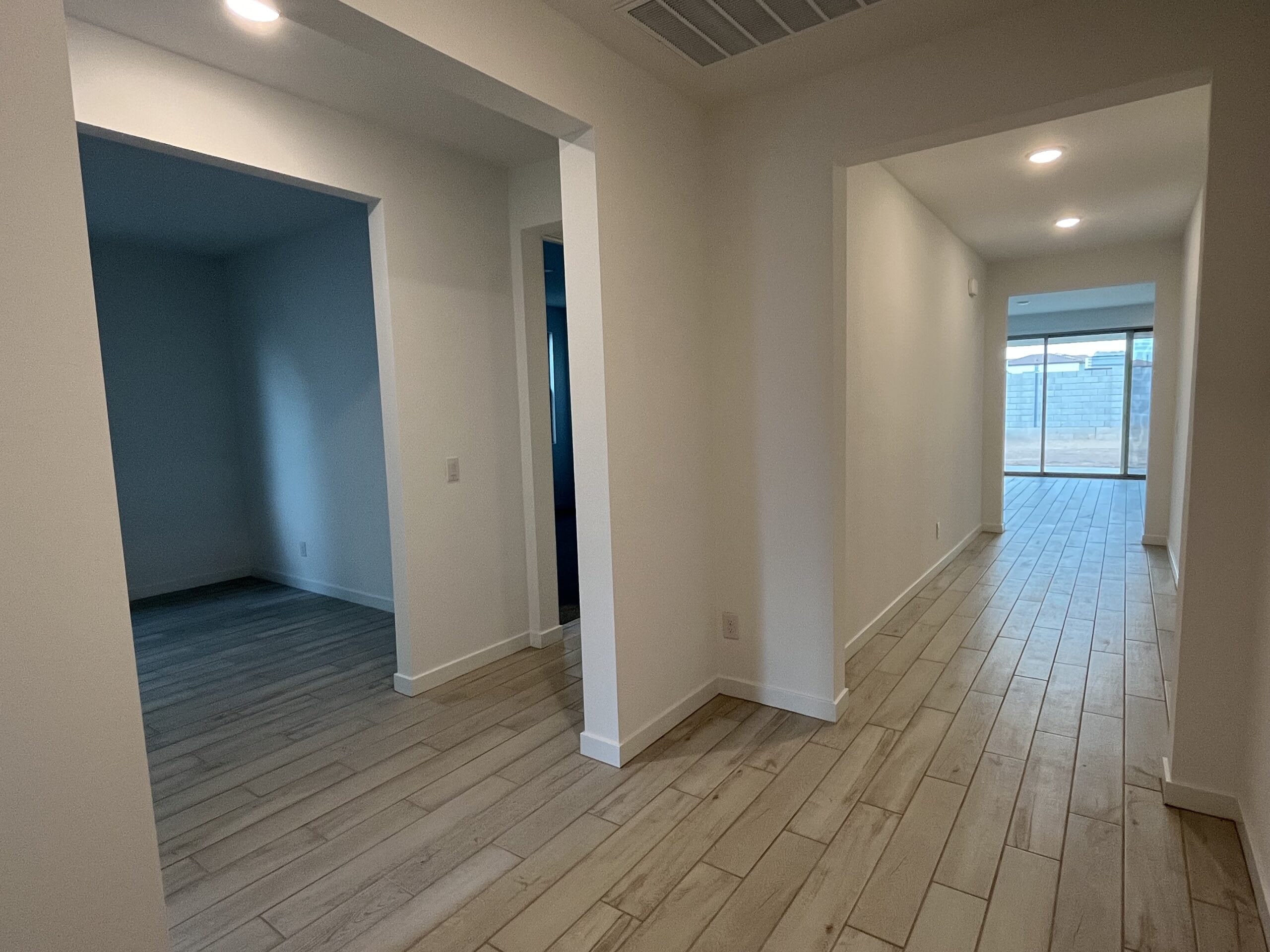 Lot 99 | Entrance Hallway | Alani | Harvest at Citrus Park | New Homes in Goodyear, AZ | Landsea Homes