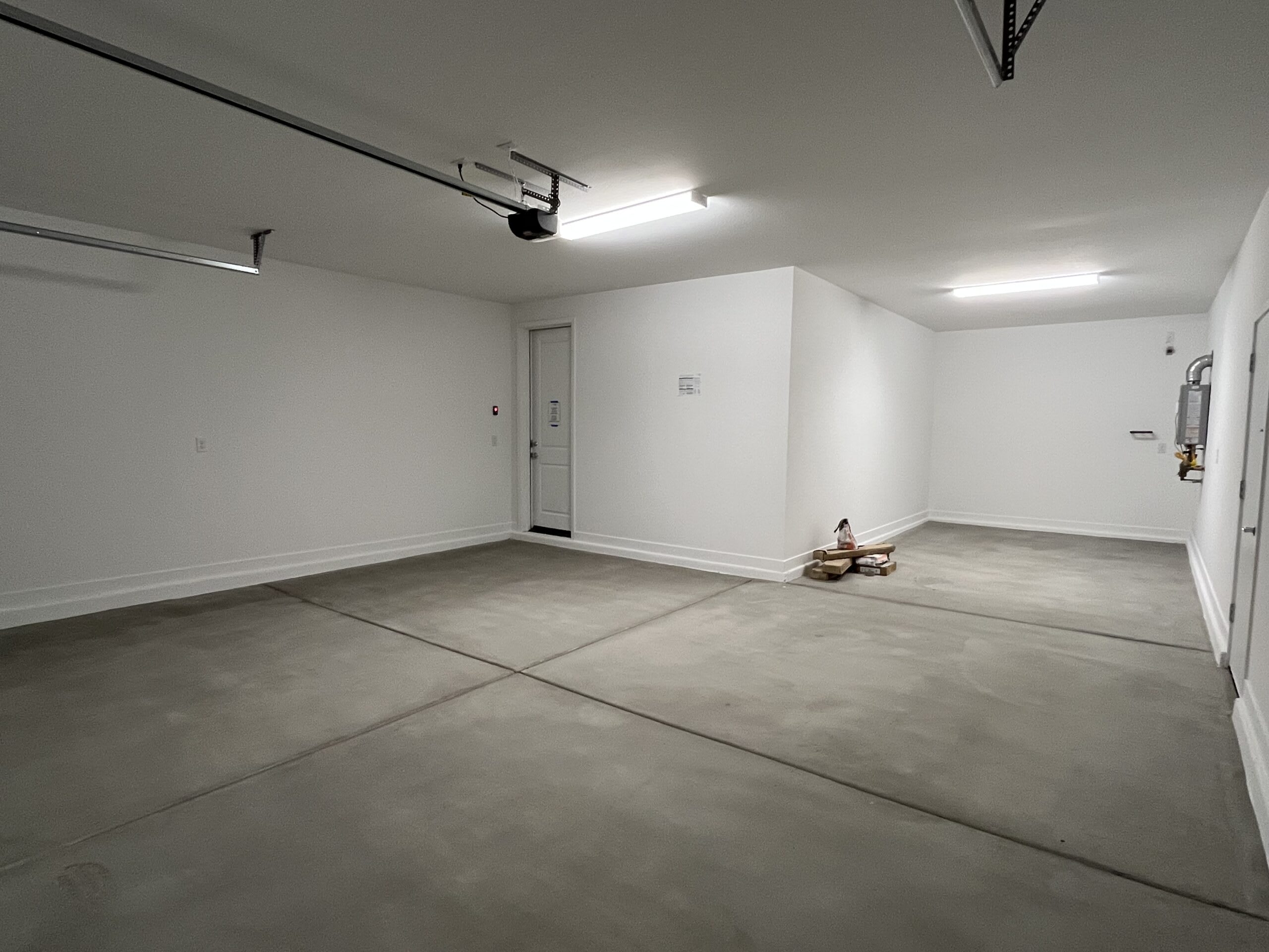 Lot 99 | Garage | Alani | Harvest at Citrus Park | New Homes in Goodyear, AZ | Landsea Homes