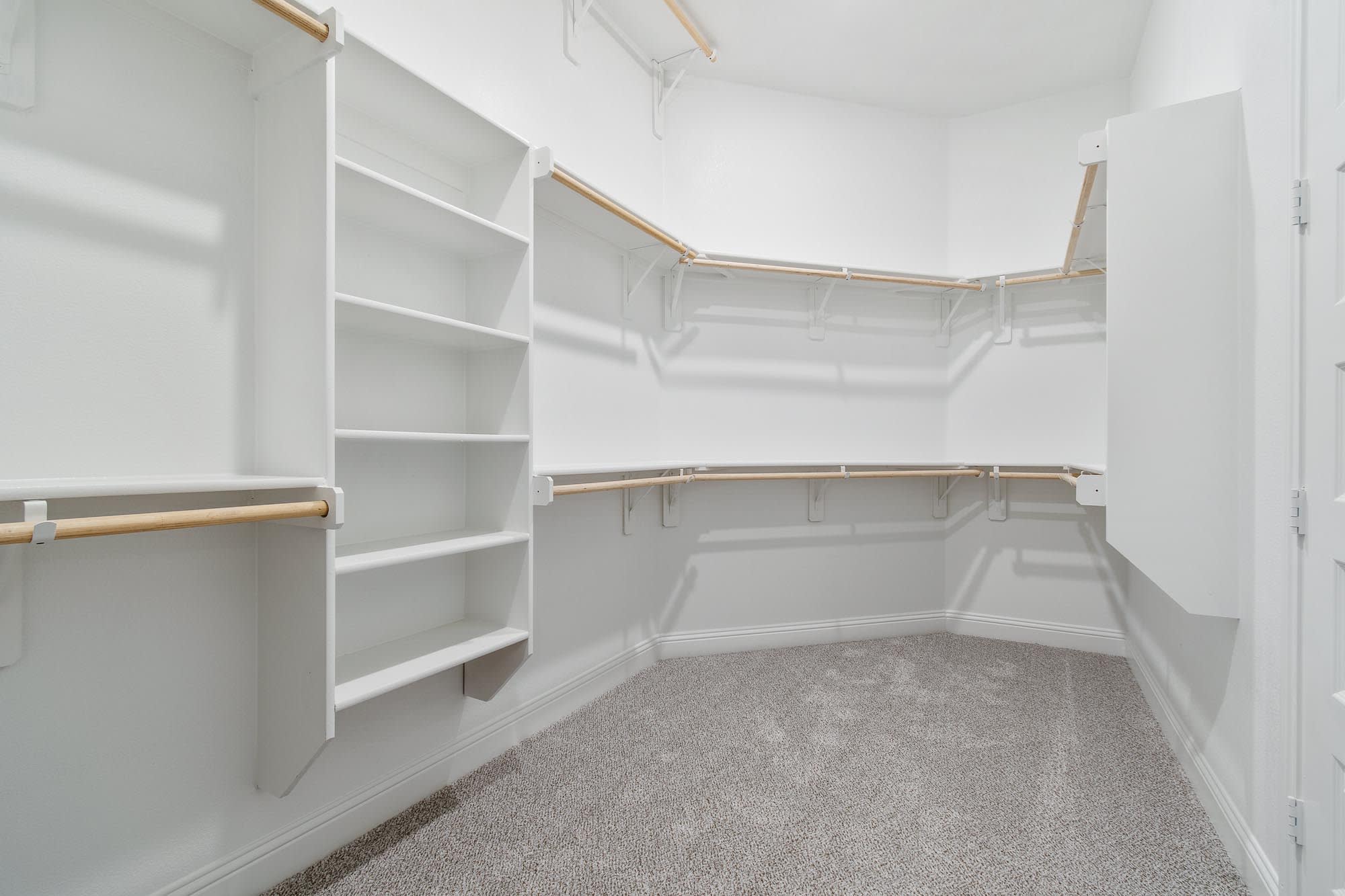 Walk-In Closet | Concept 3141 at Paloma Ranch in New Fairview, TX by Landsea Homes