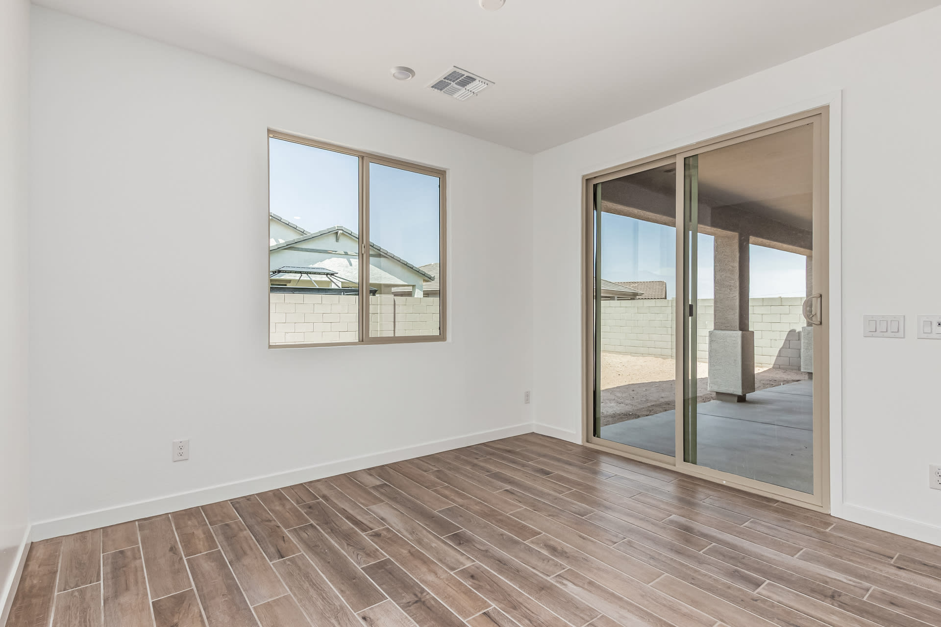 Lot 239 | Falcon Floorplan | The Villages at North Copper Canyon – Valley Series | New homes in Surprise, Arizona | Landsea Homes