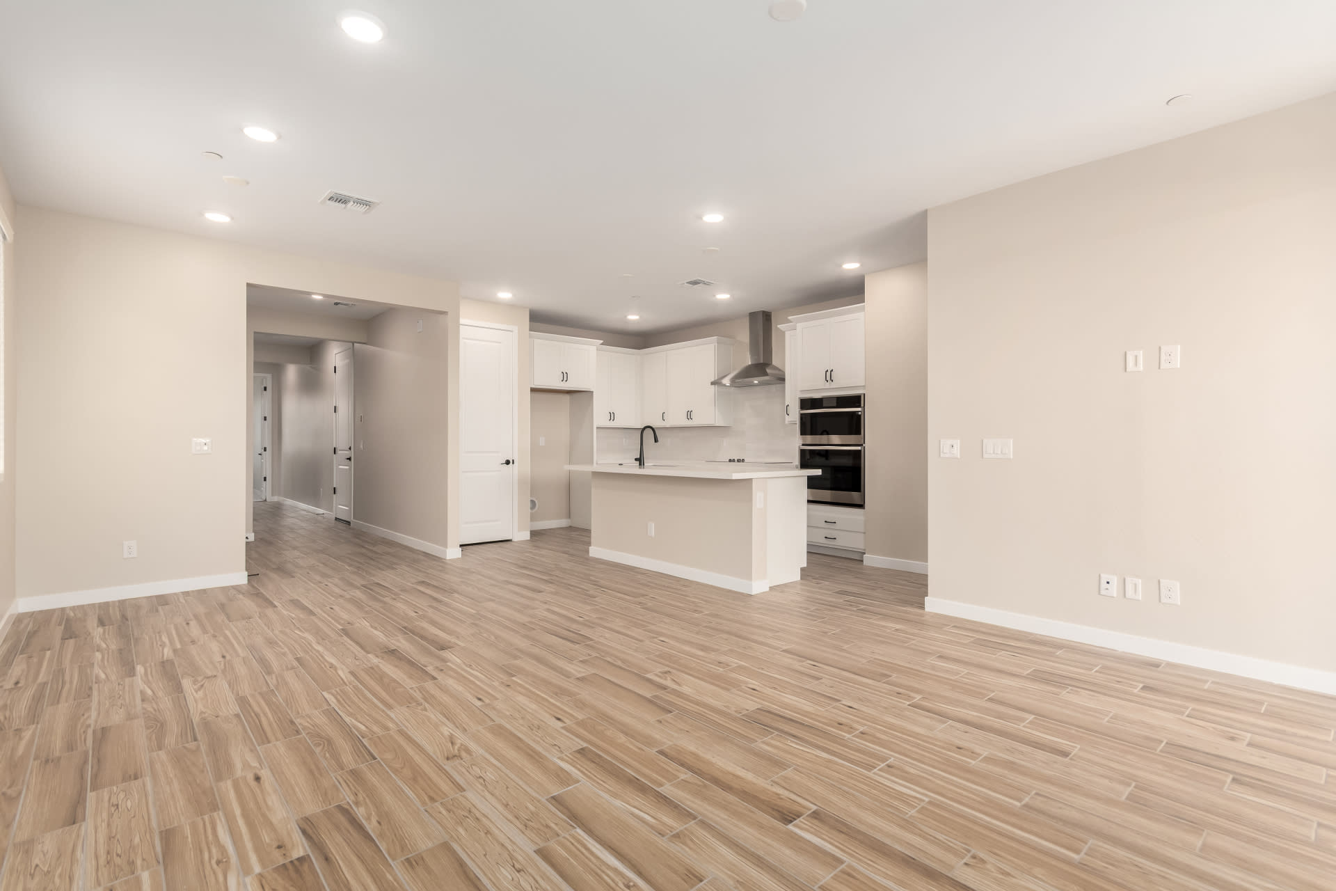 Lot 38 | Brisa Floorplan | Mira Vista at Victory in Buckeye, AZ by Landsea Homes